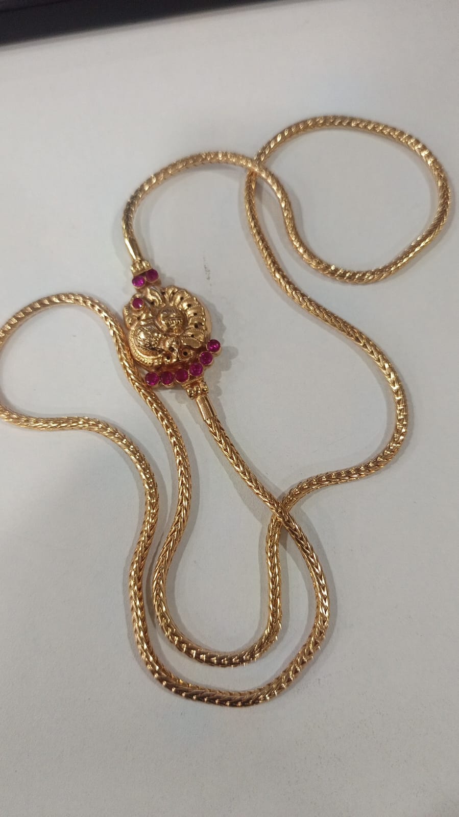 Mugappu chain