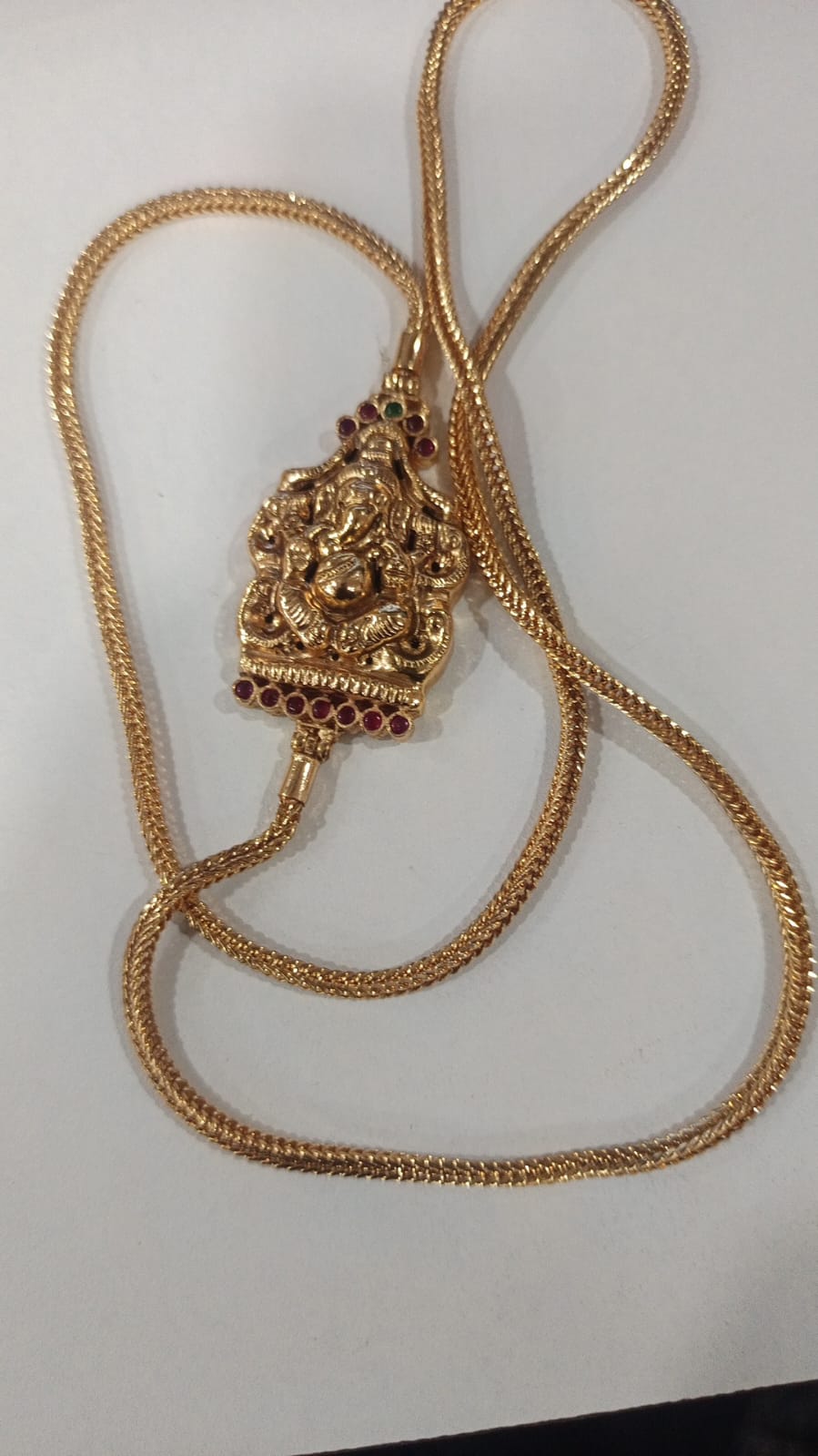 Mugappu chain