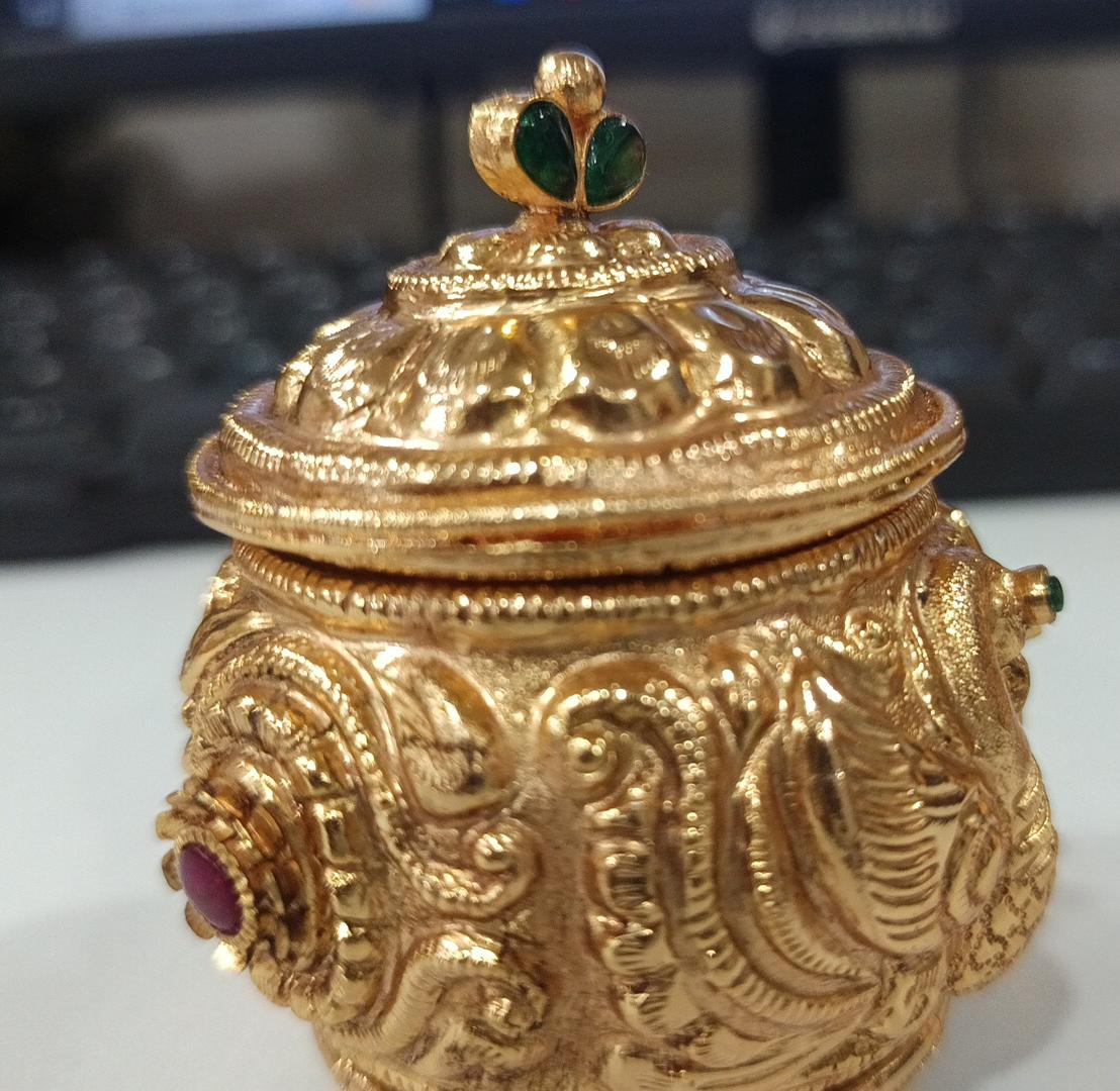 Kumkum Chimil