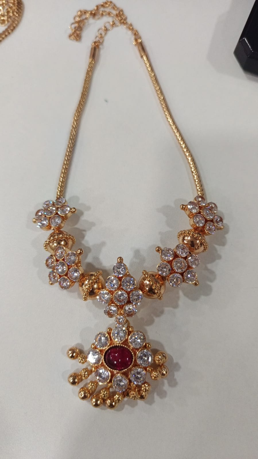 Zircon necklace