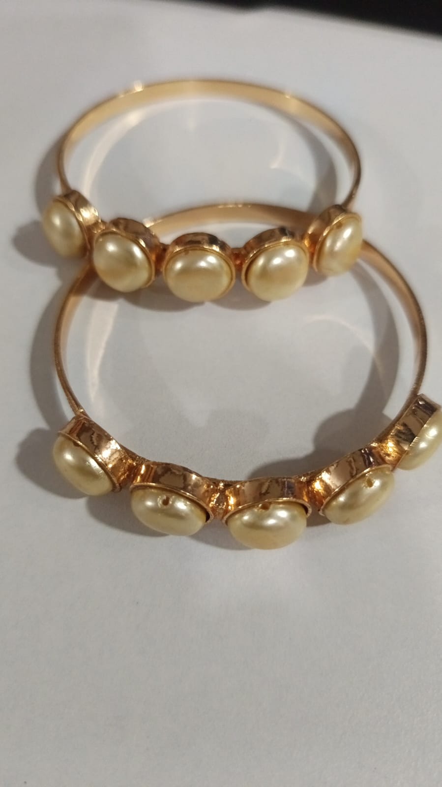 Pearl bangle