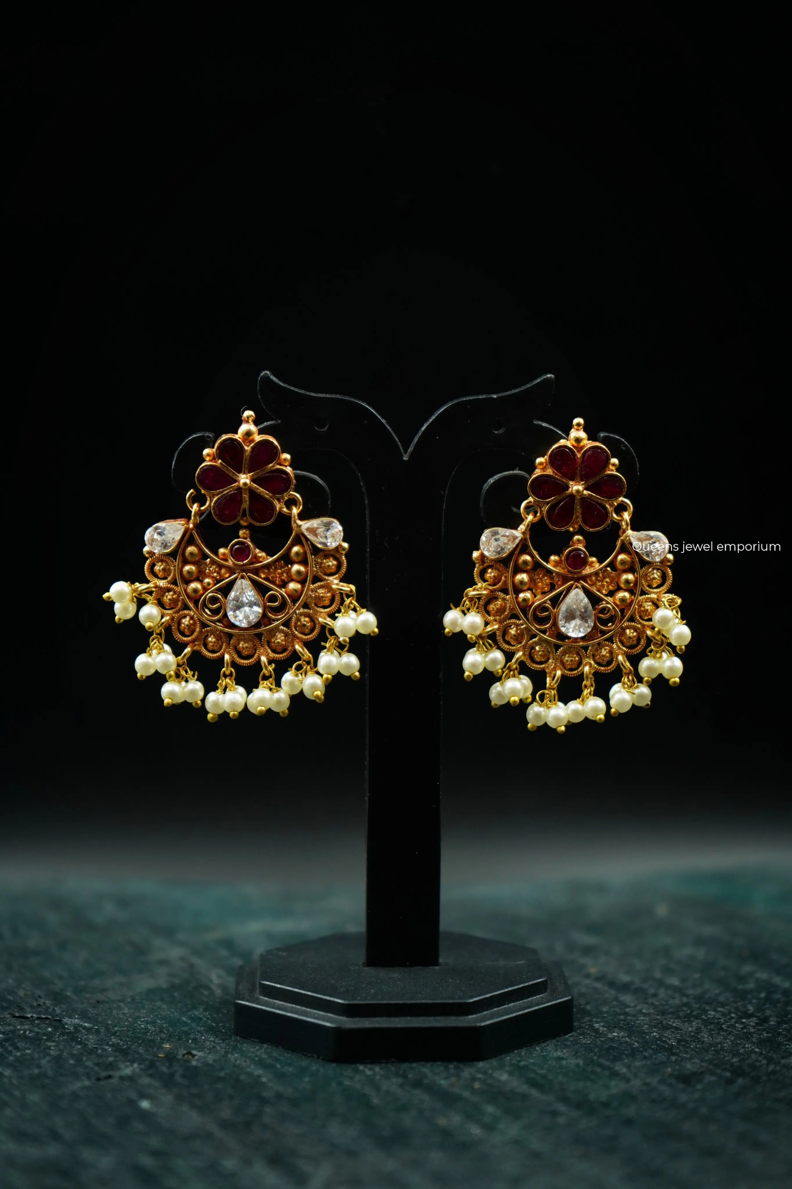 YAAZHINI LOOK - Queens Jewel Emporium