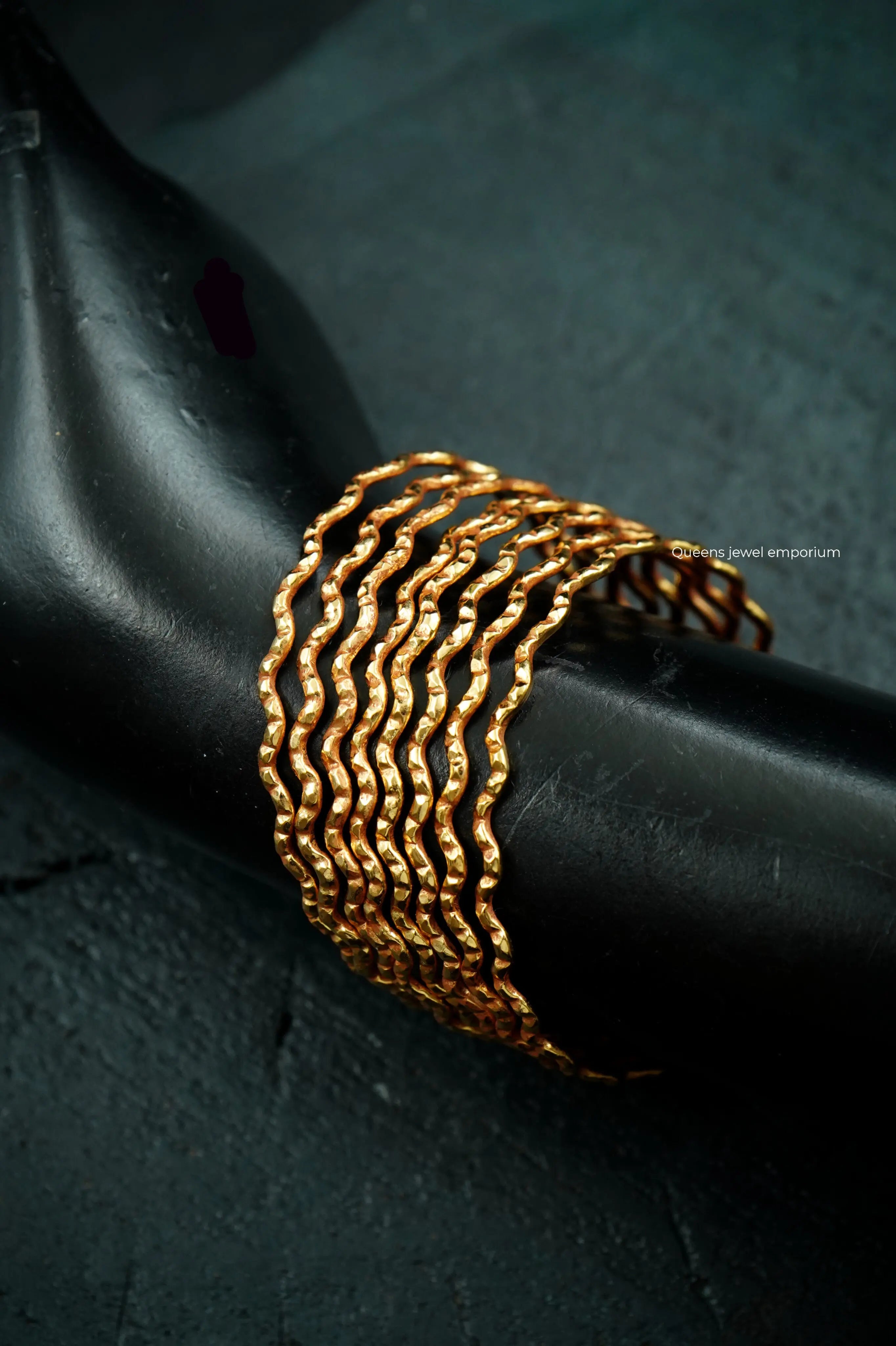 YASASRI PLAIN BANGLES - Queens Jewel Emporium