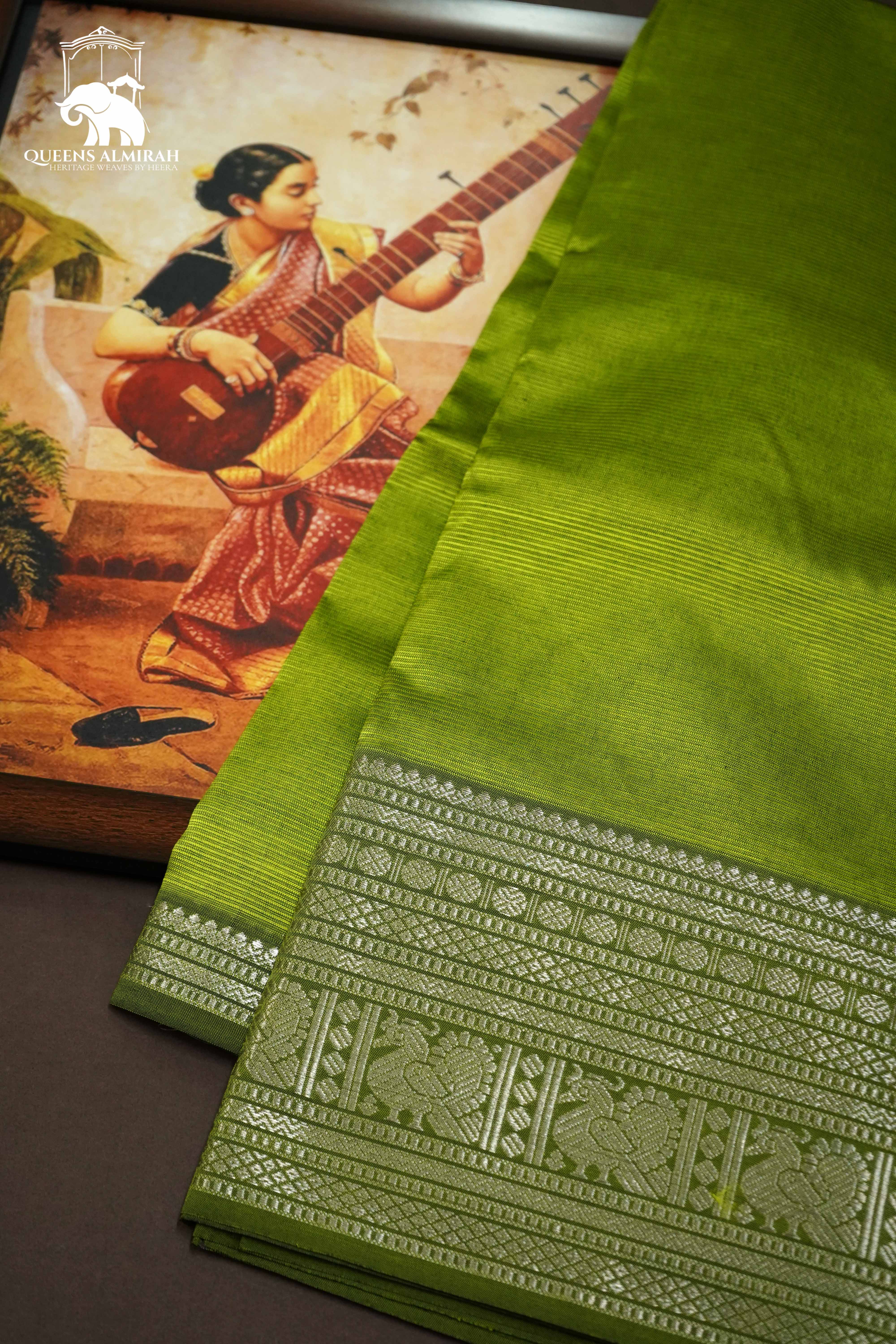 YELLOWISH GREEN WITH WOVEN BORDER MANGALGIRI SAREE - Queens Jewel Emporium