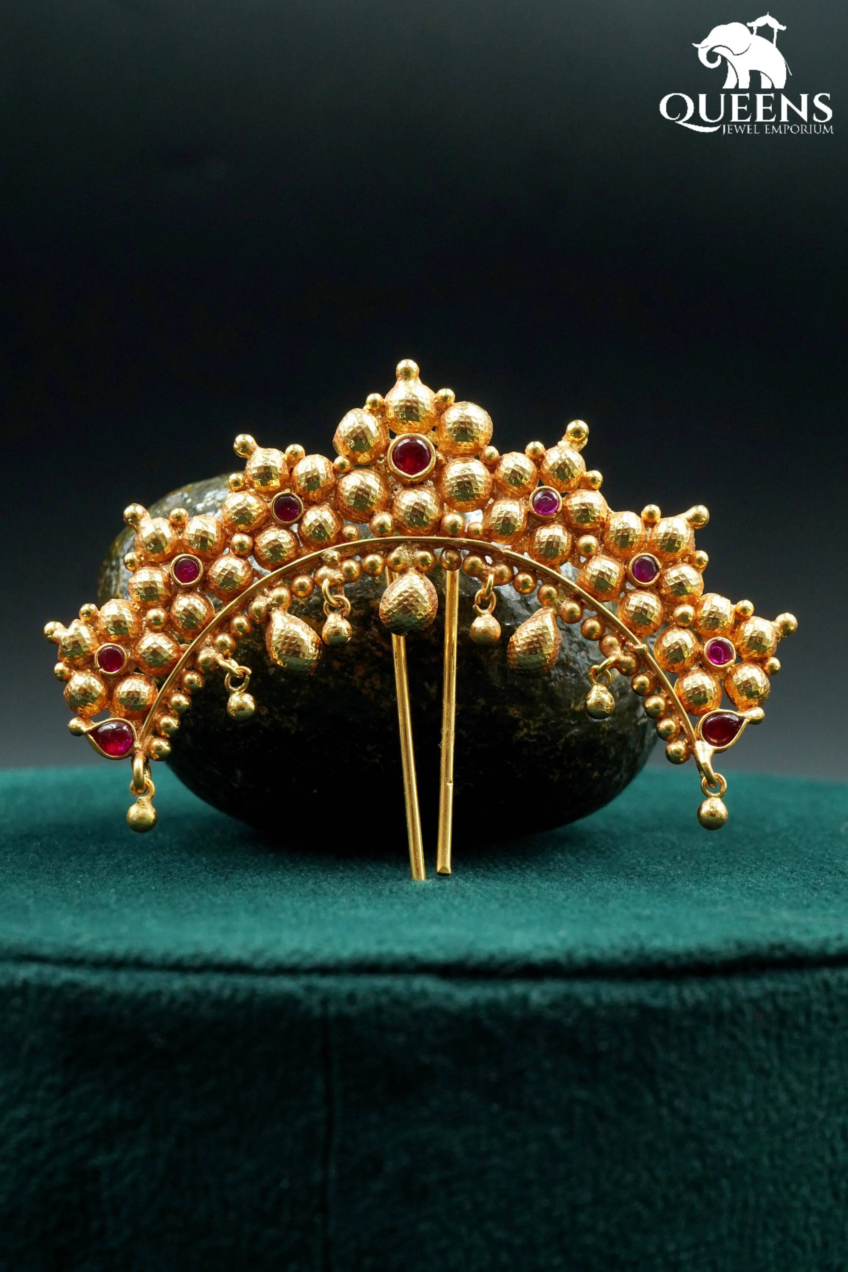 YUVARANI LOOK - Queens Jewel Emporium