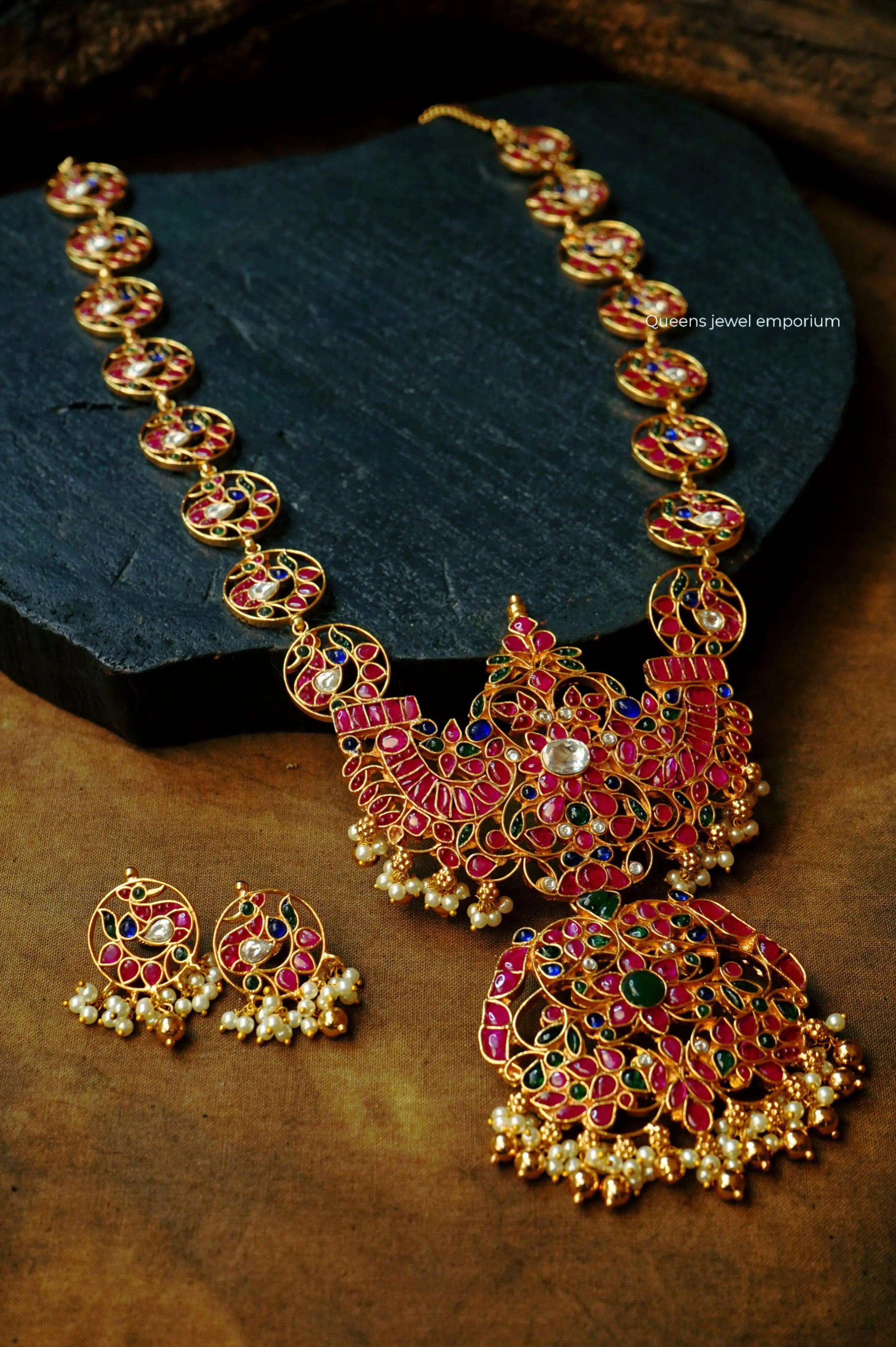 Annapakshi motif haram-Blue stone jewellery