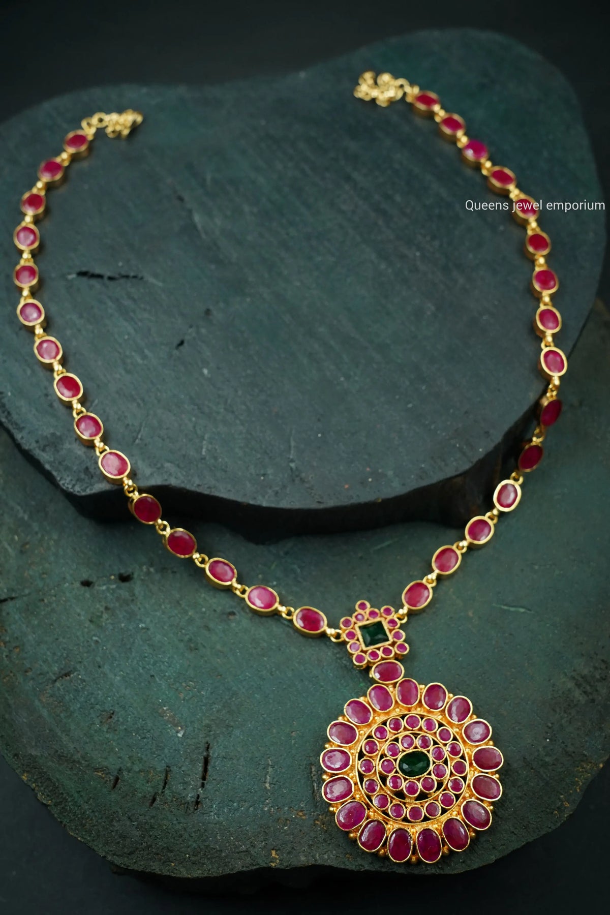 Red color stone haram-Haram for minimal look