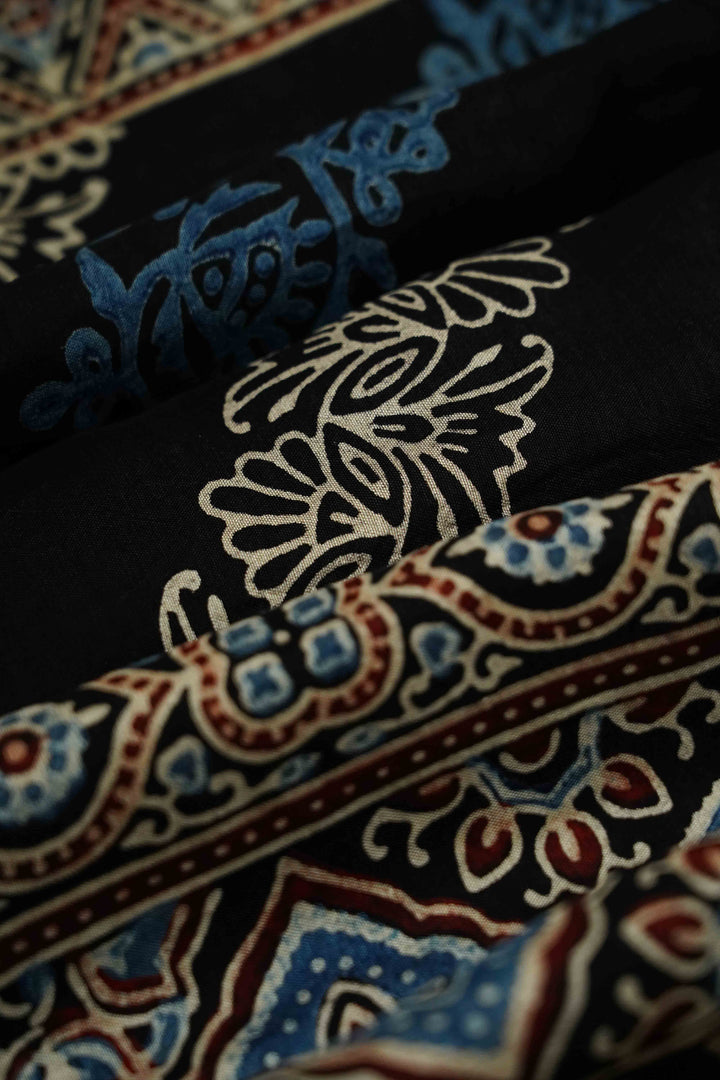 BLACK WITH MULTICOLOR DOLA AJARAKH SILK SAREE 4 - Queens Jewel Emporium