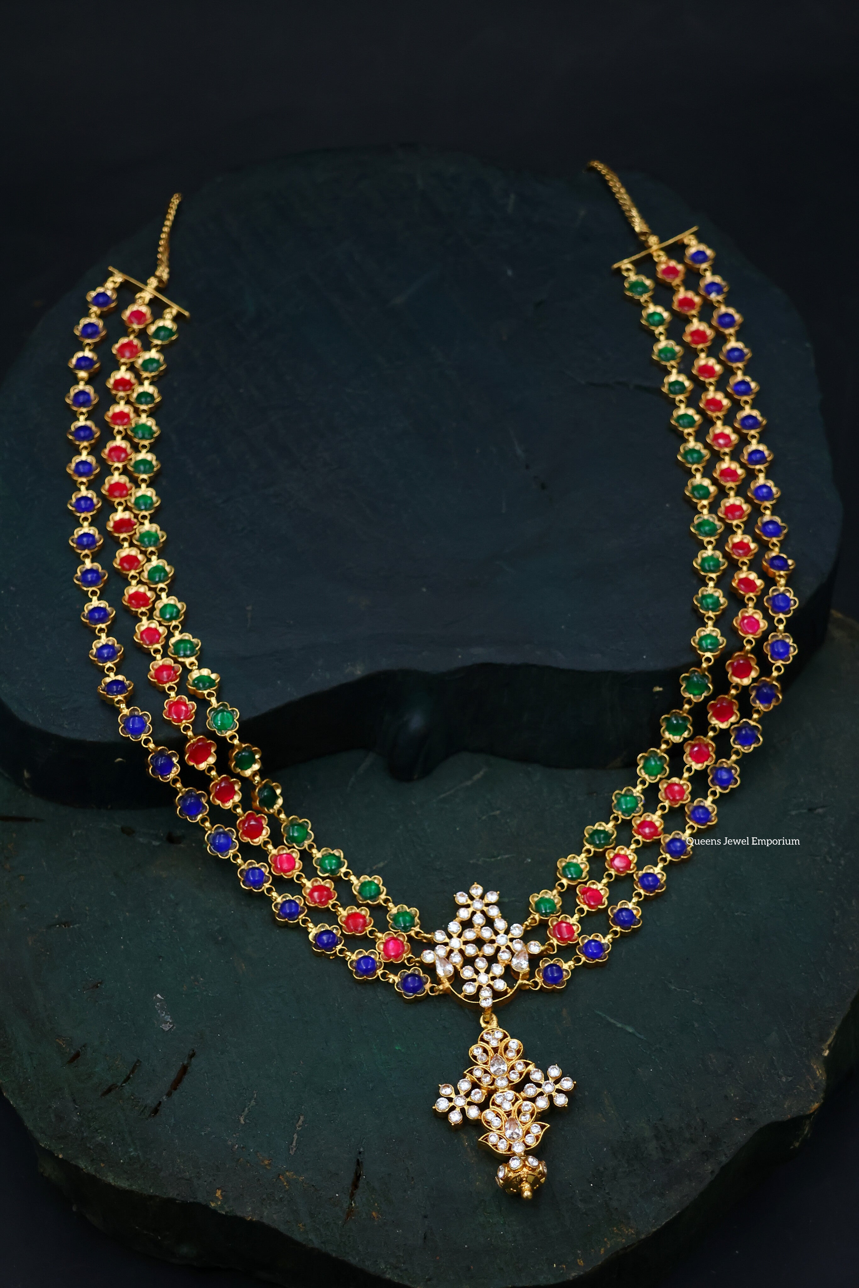 Multicolor haram-Floral motif designed pendant
