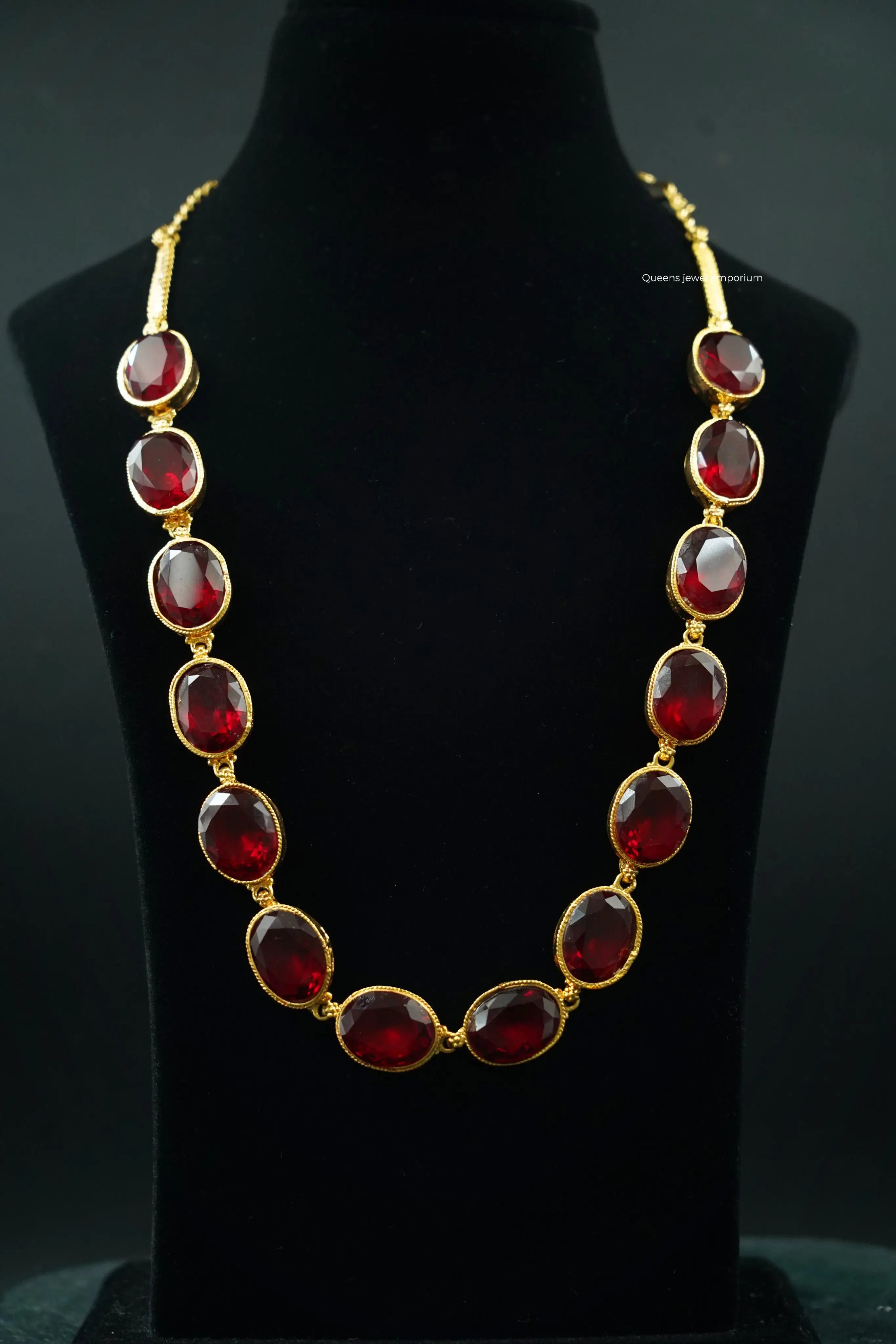 Elegant oval zircon necklace-Red stone reception haram