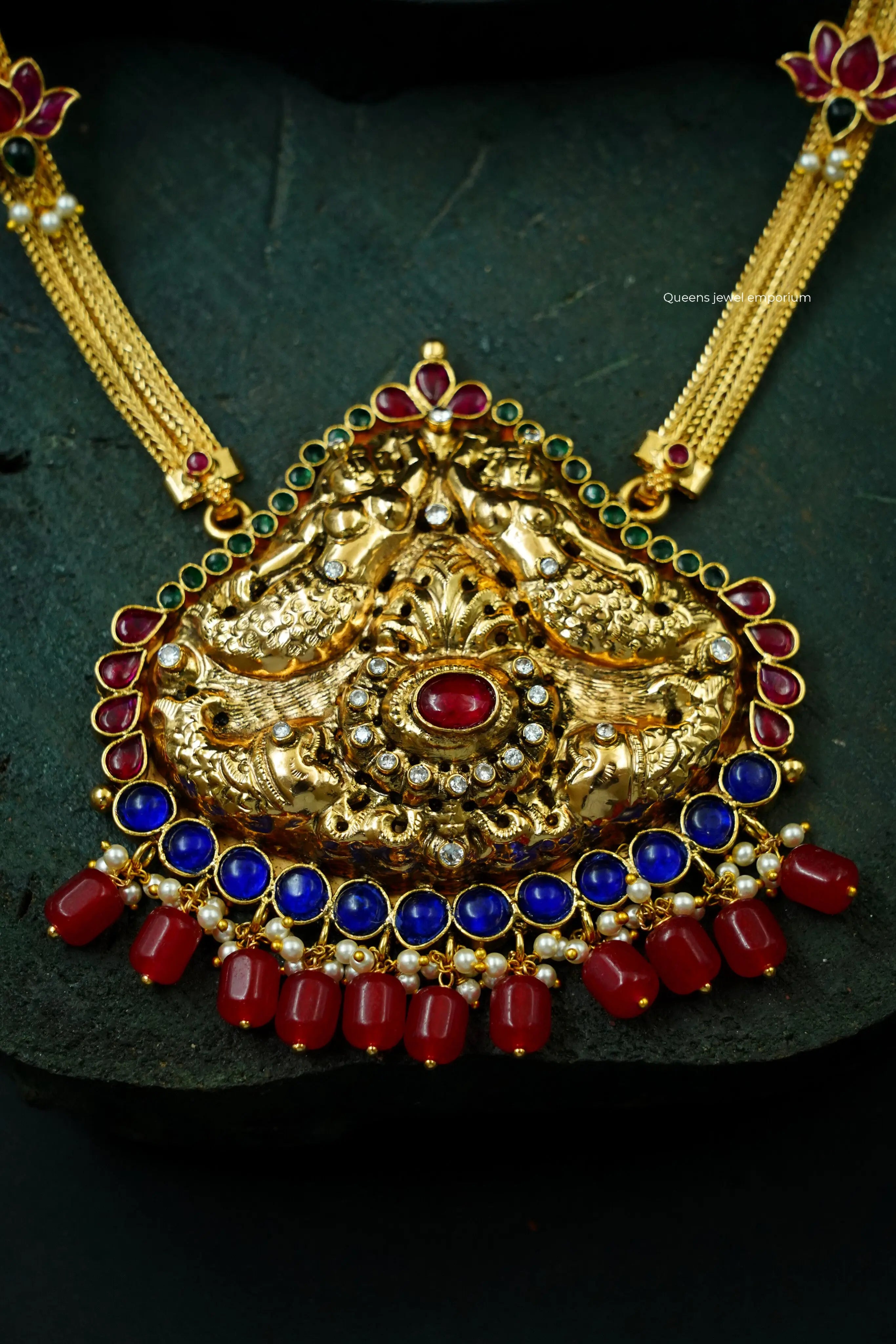 Blue Kemp pendant detailing-Unique nagas pendant haram