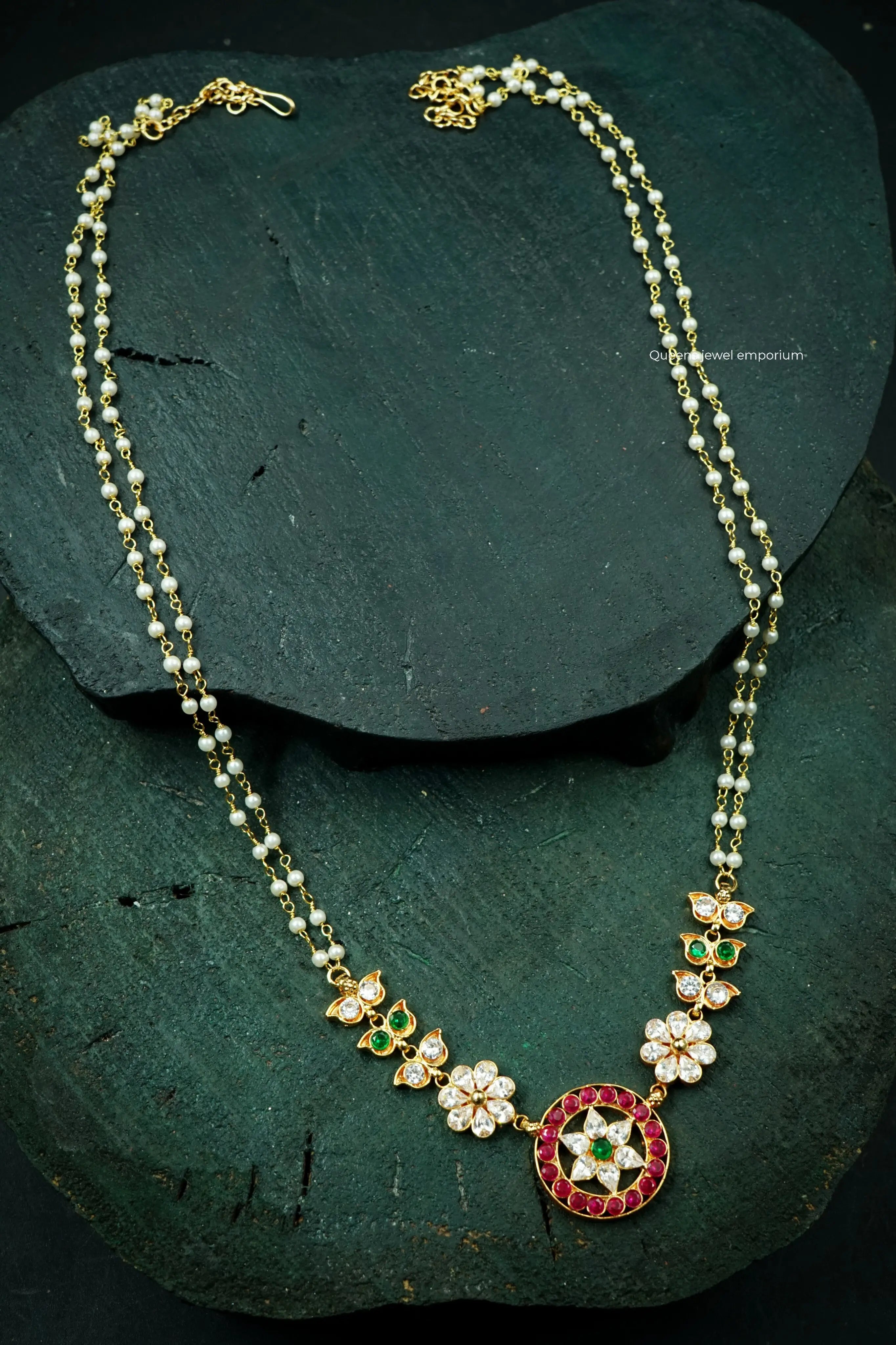 Pink stone pendant haram-Pearl haram for simple look