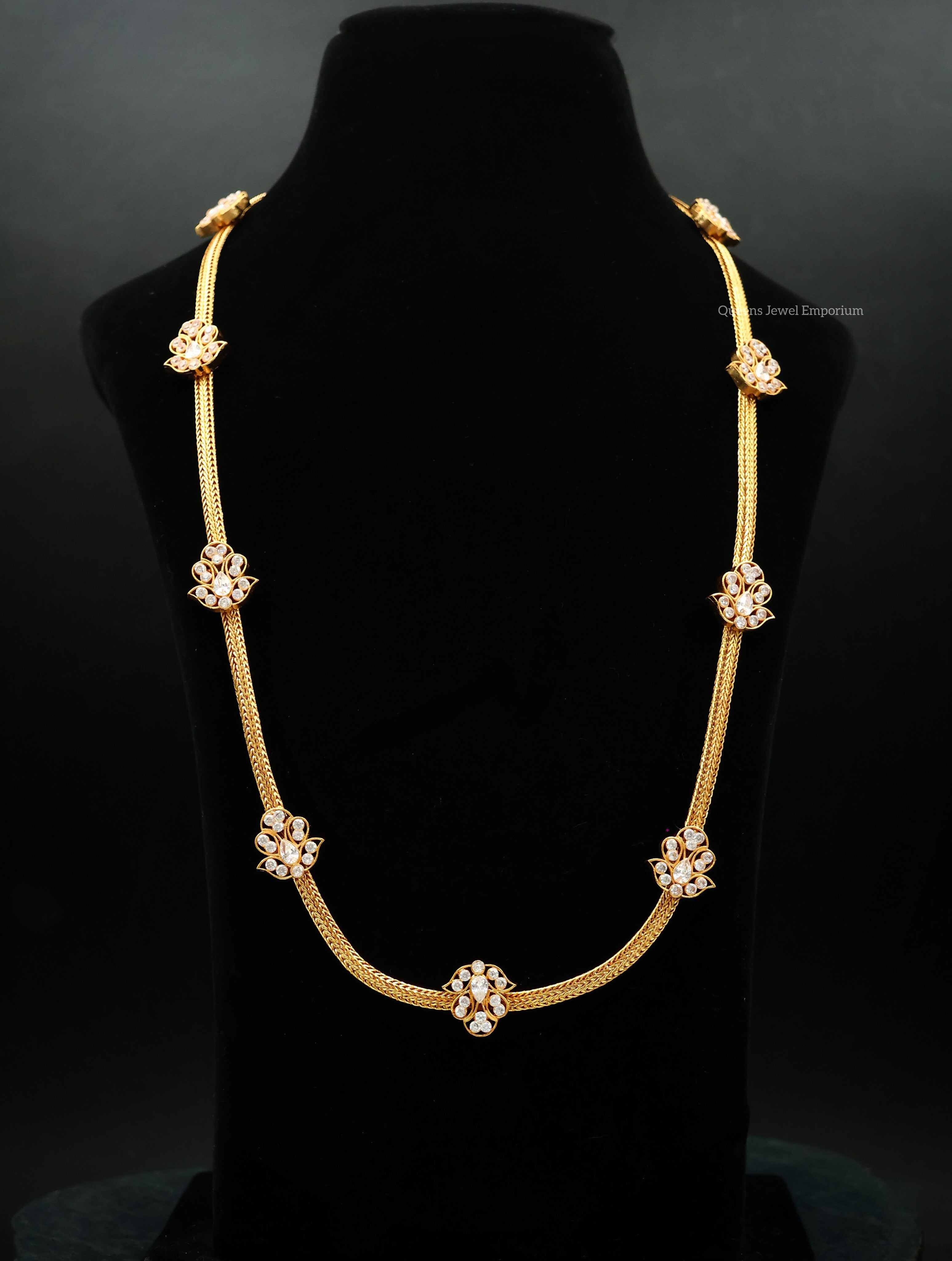 Everyday floral zircon jewellery-Elegant minimal stone haram