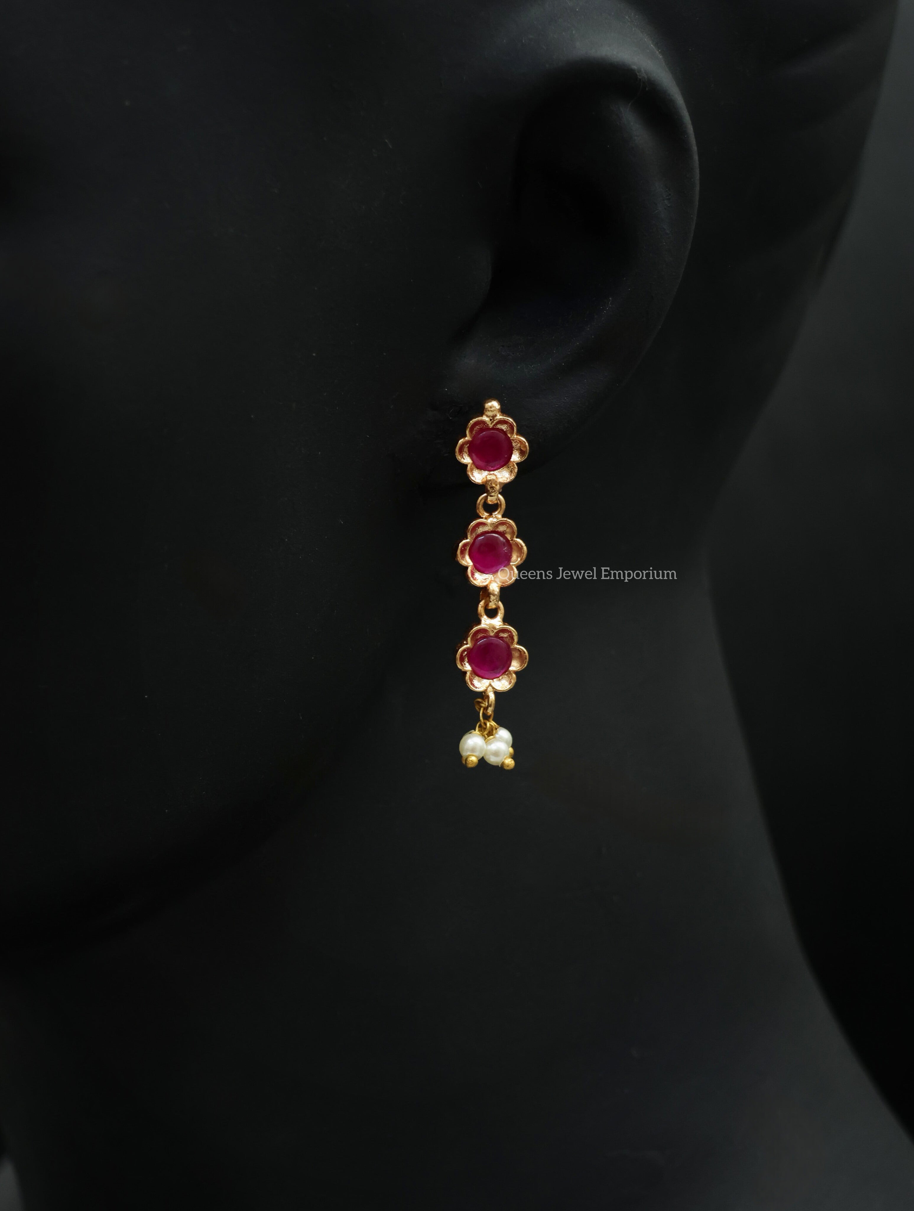 Kemp stone earrings-Flower design earrings