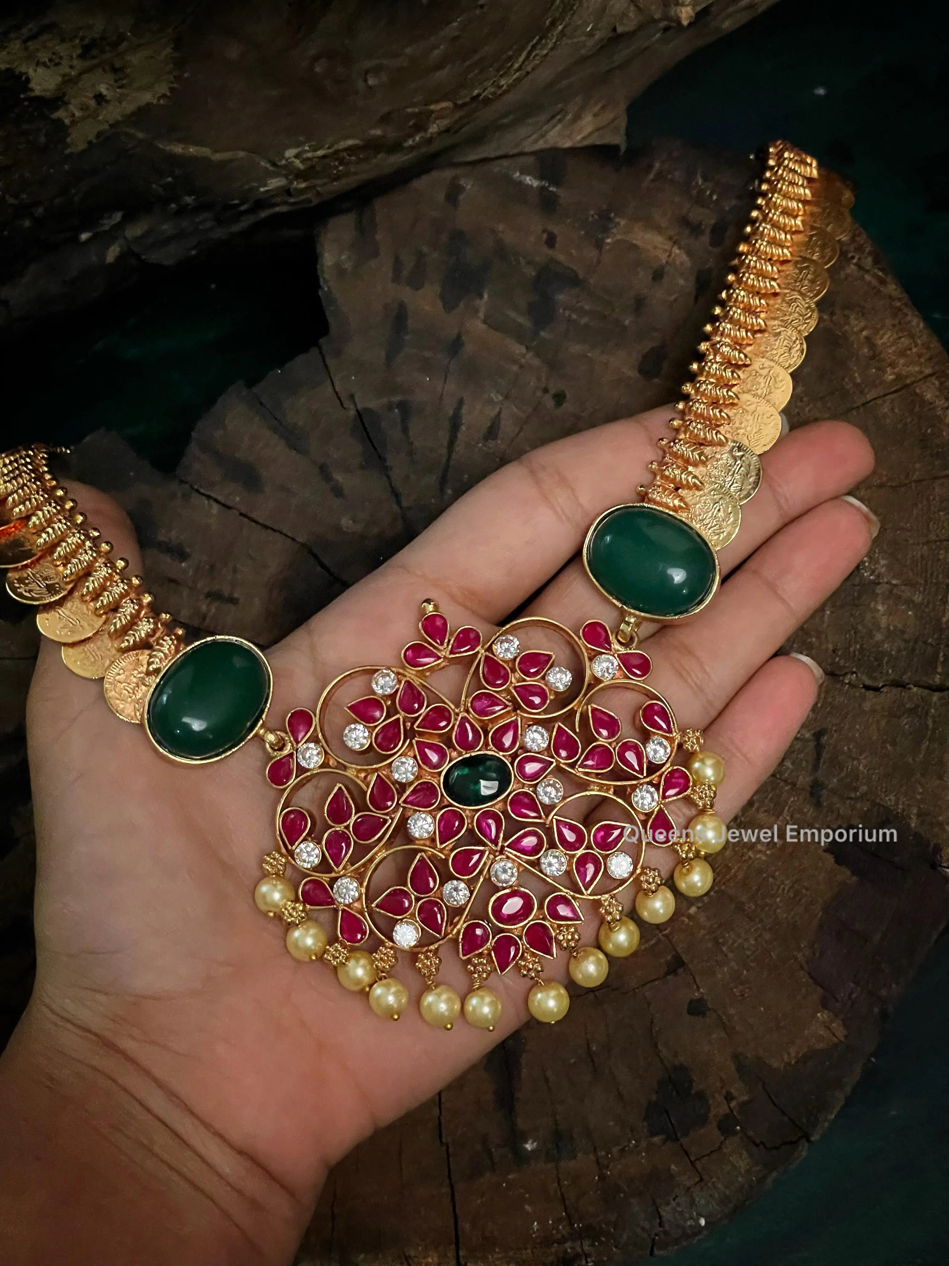 Traditional kasumala kemp haram-Floral kasumala pendant necklace
