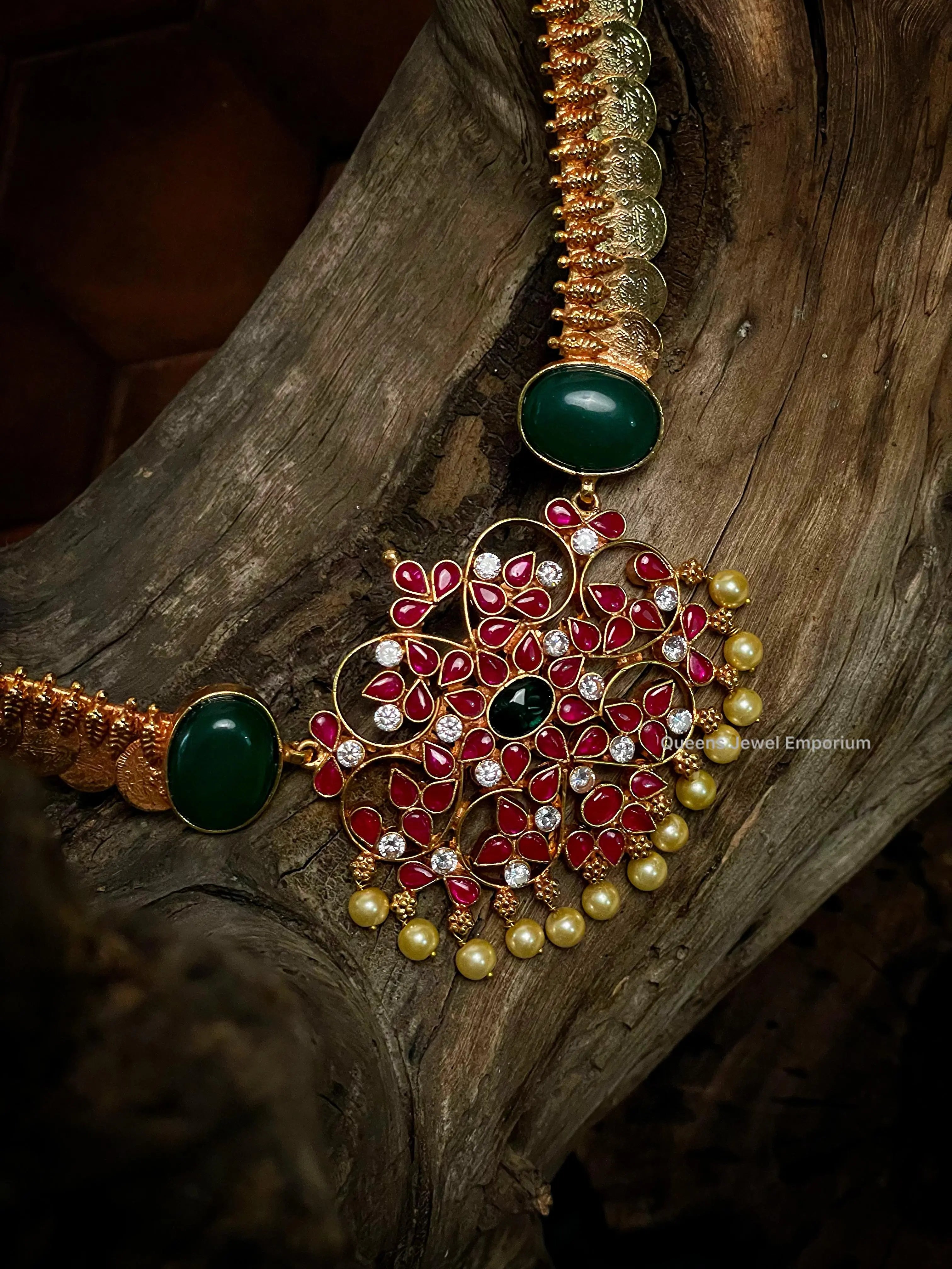Traditional kasumala kemp haram-Floral kasumala pendant necklace