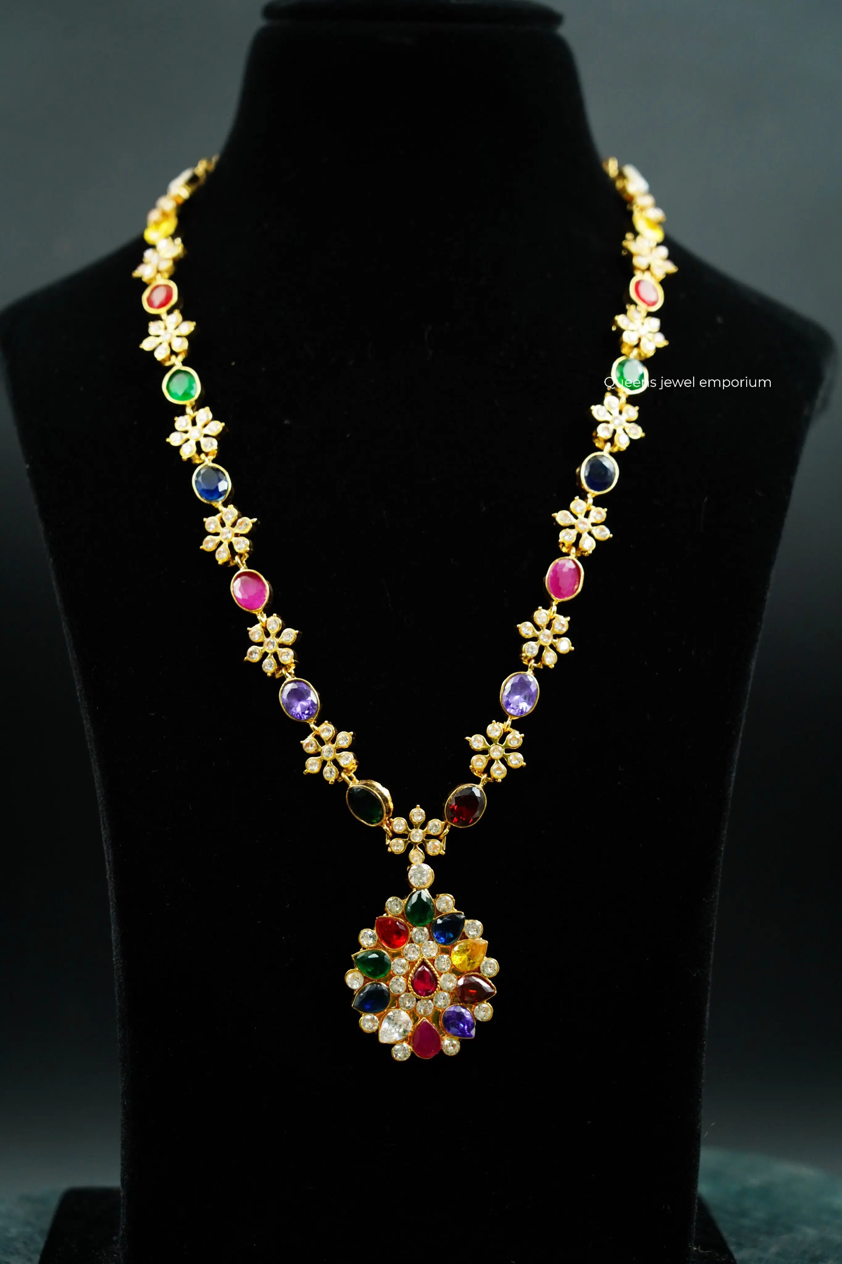 Multigem flower pendant design-White zircon stone motif jewellery