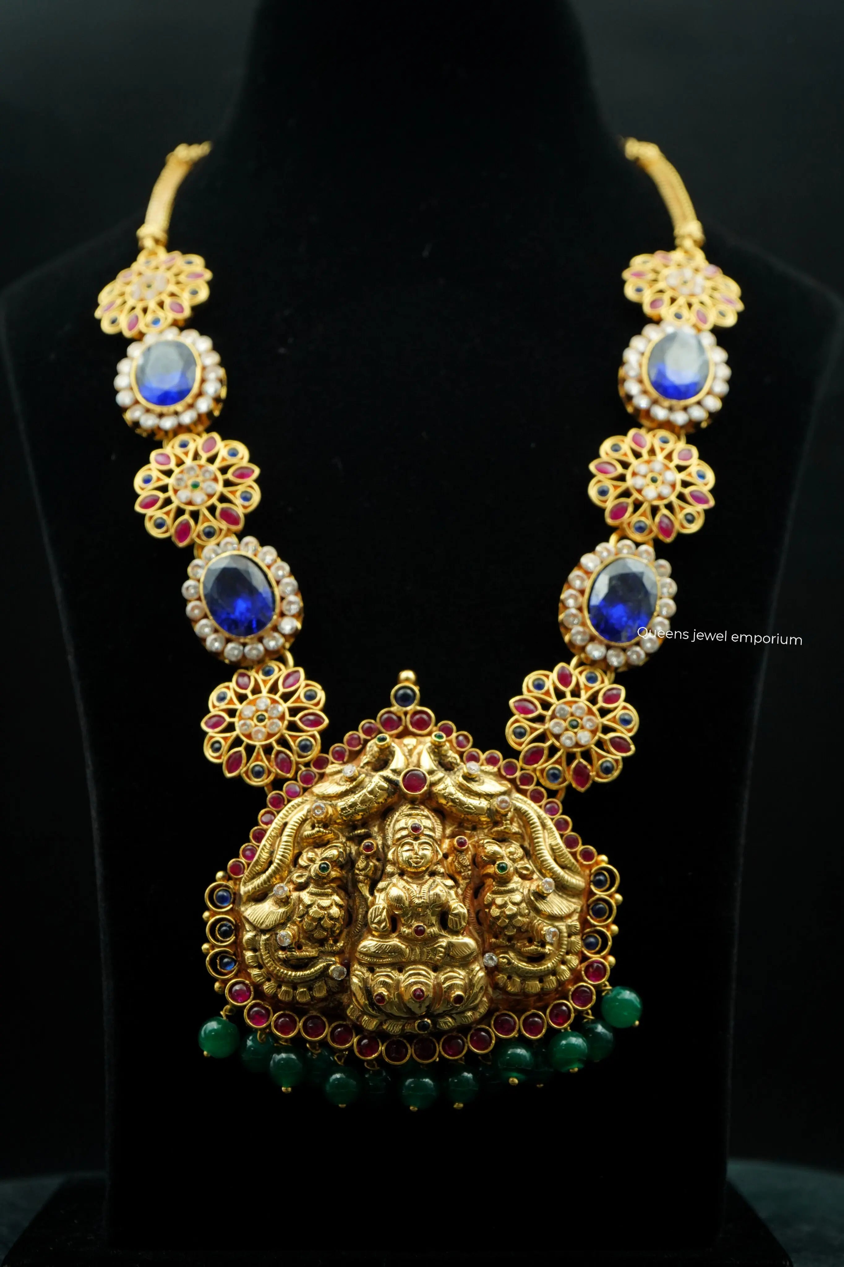 Floral design jewellery-Nagas lakshmi pendant