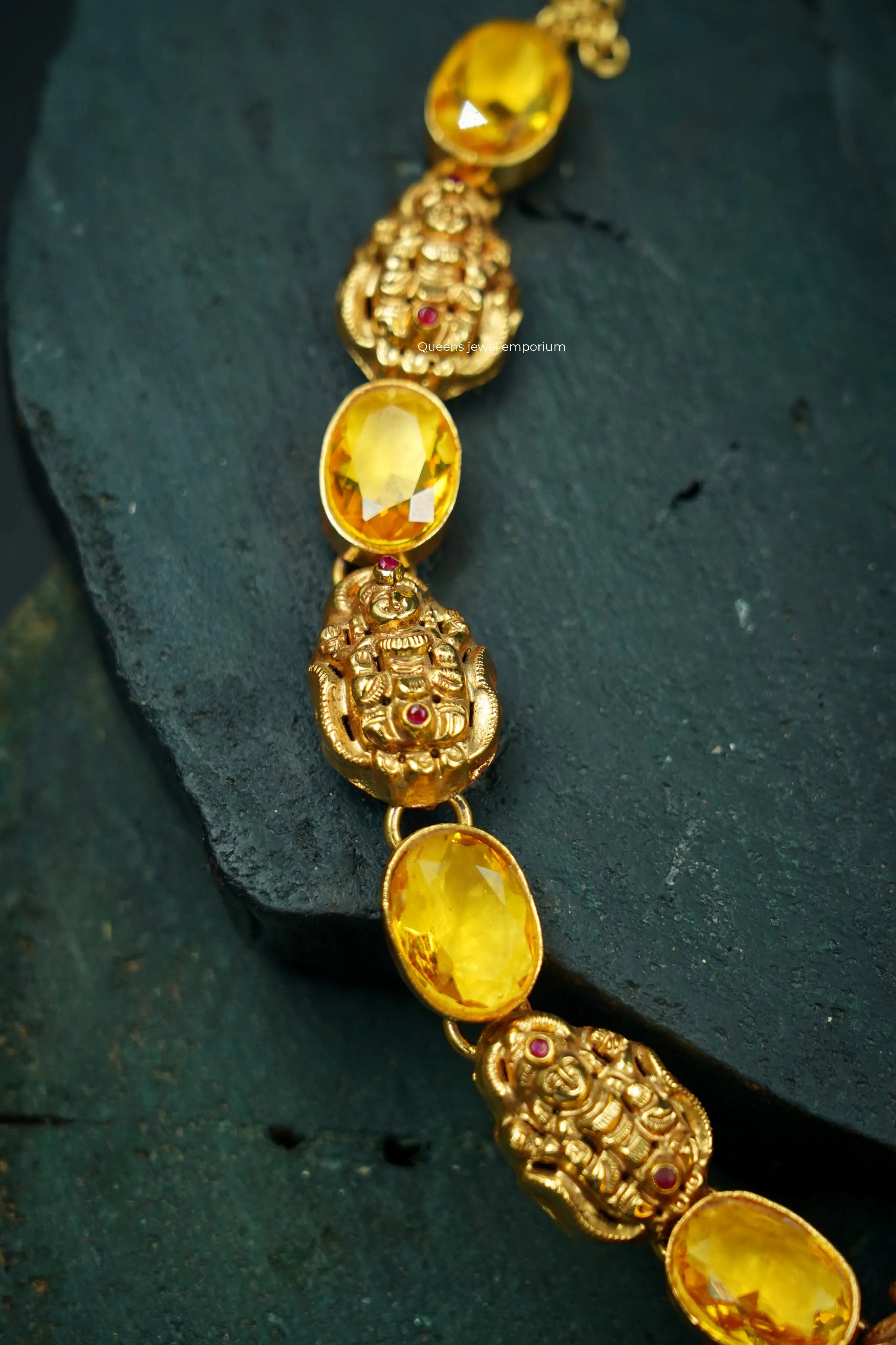Traditional nagas ganapathy haram-Designer yellow zircon haram