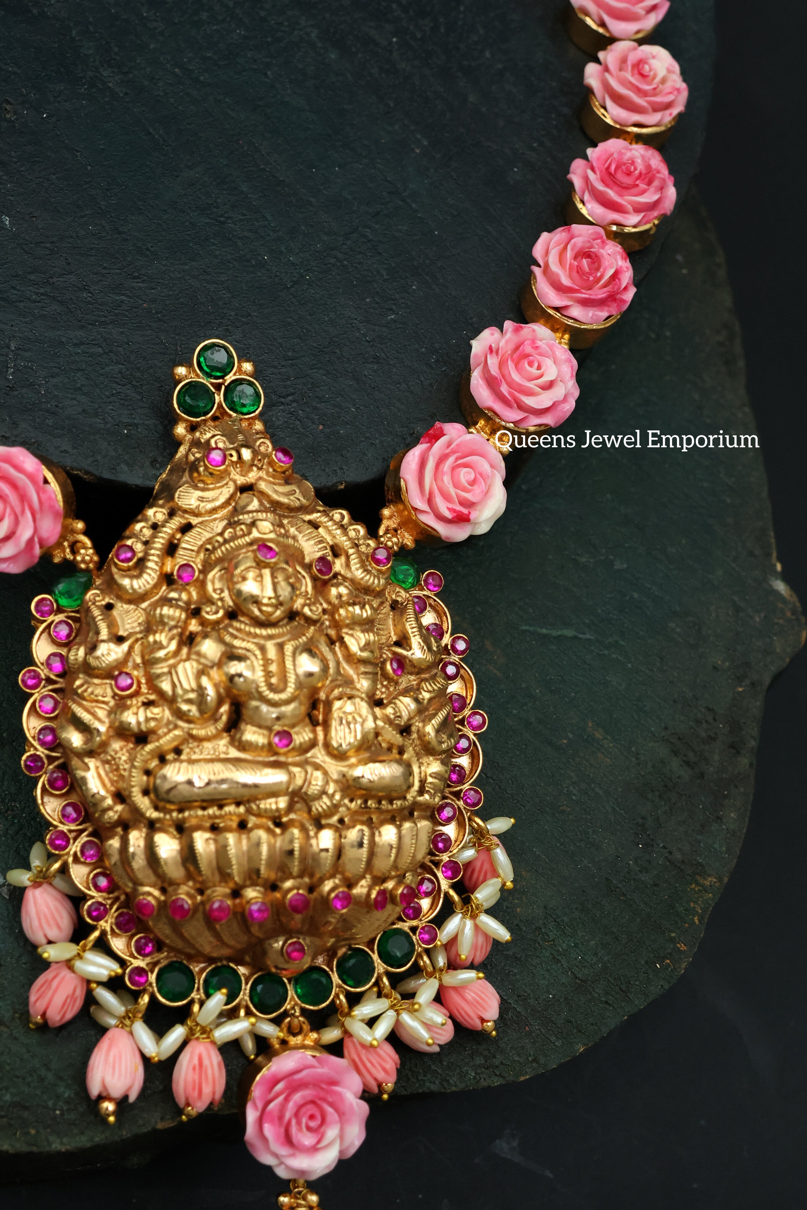 Designer jewellery-Goddess lakshmi designed pendant