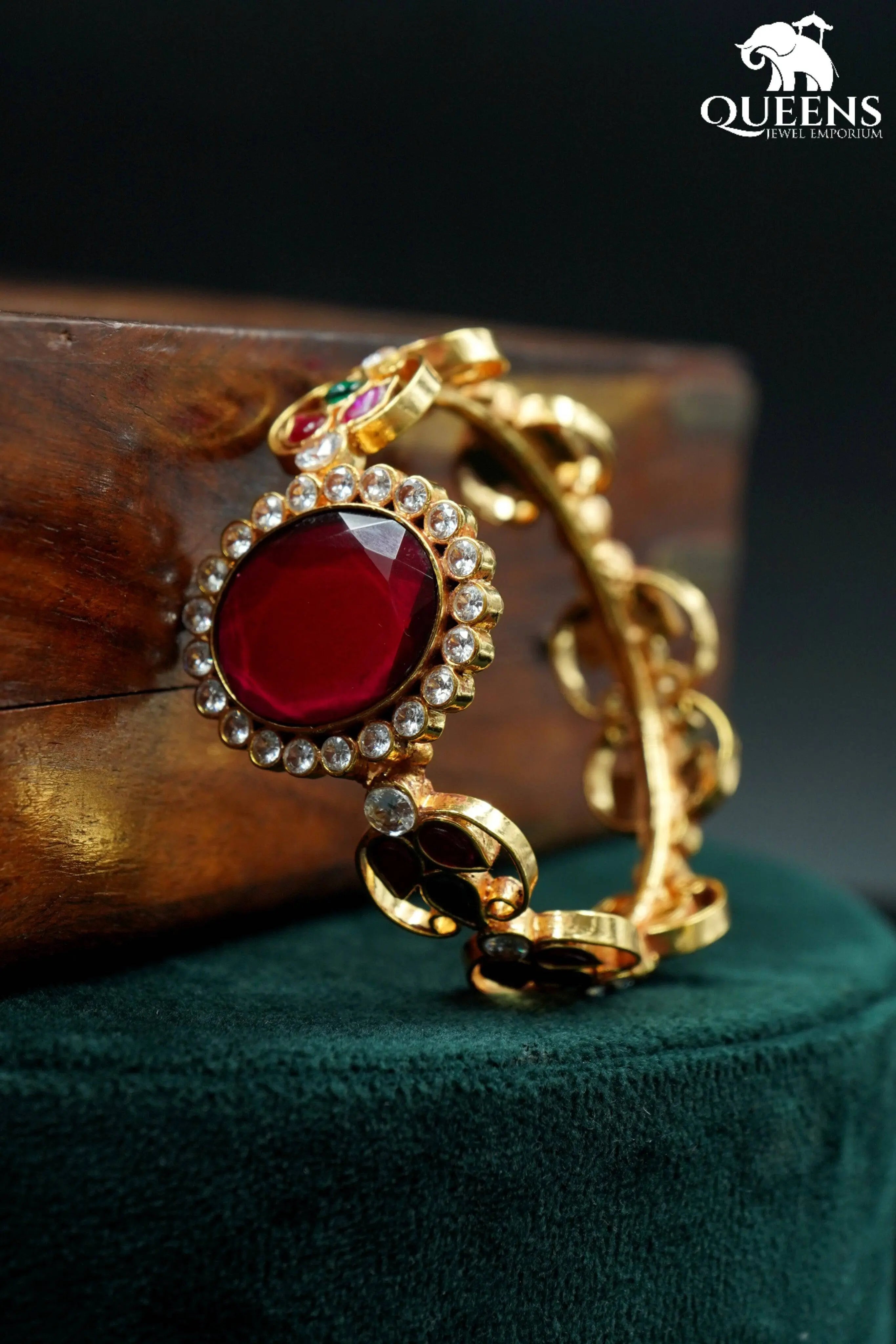 Traditional kemp bangles-Grand oval stone kada