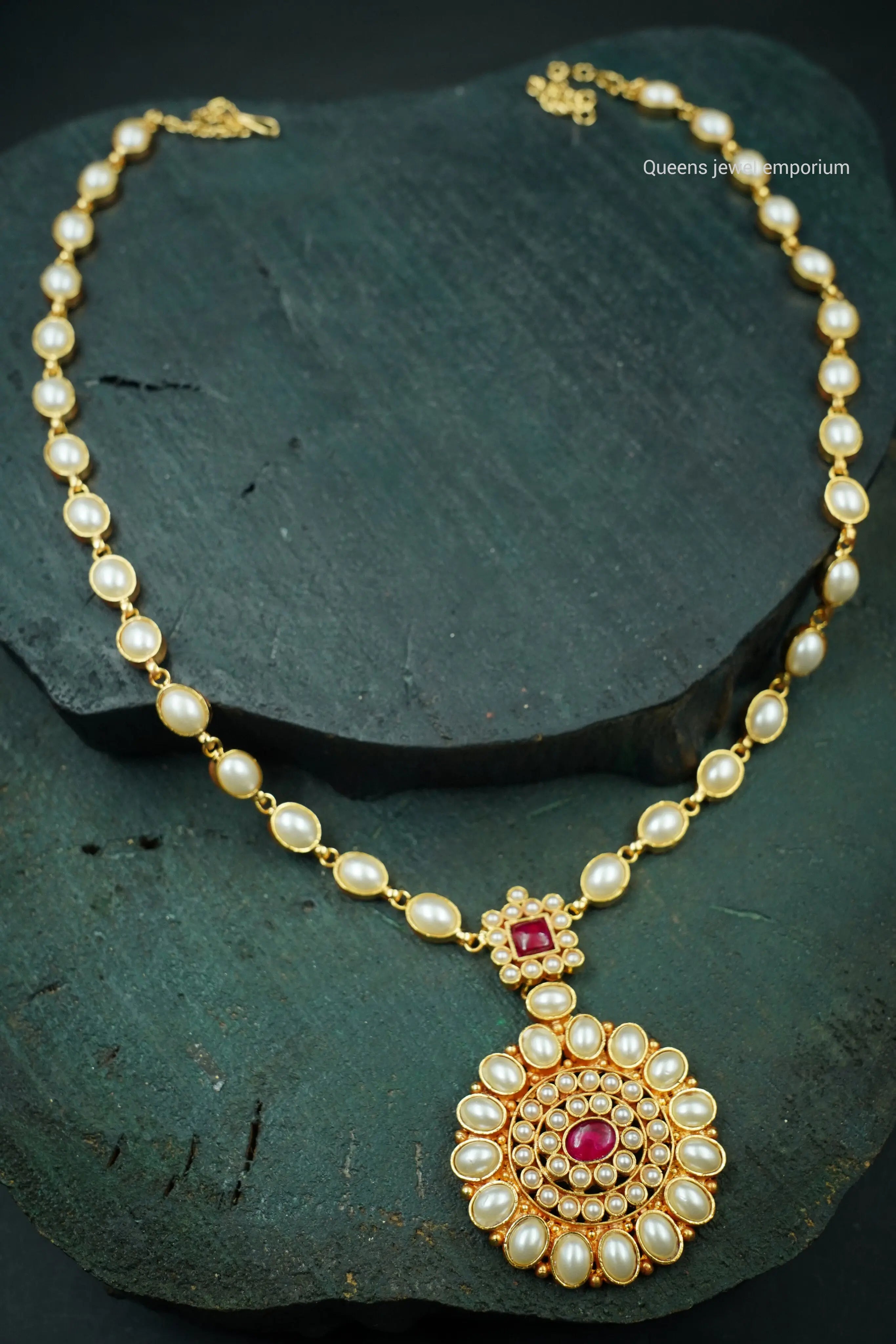 Red color stone haram-Oval shaped stone