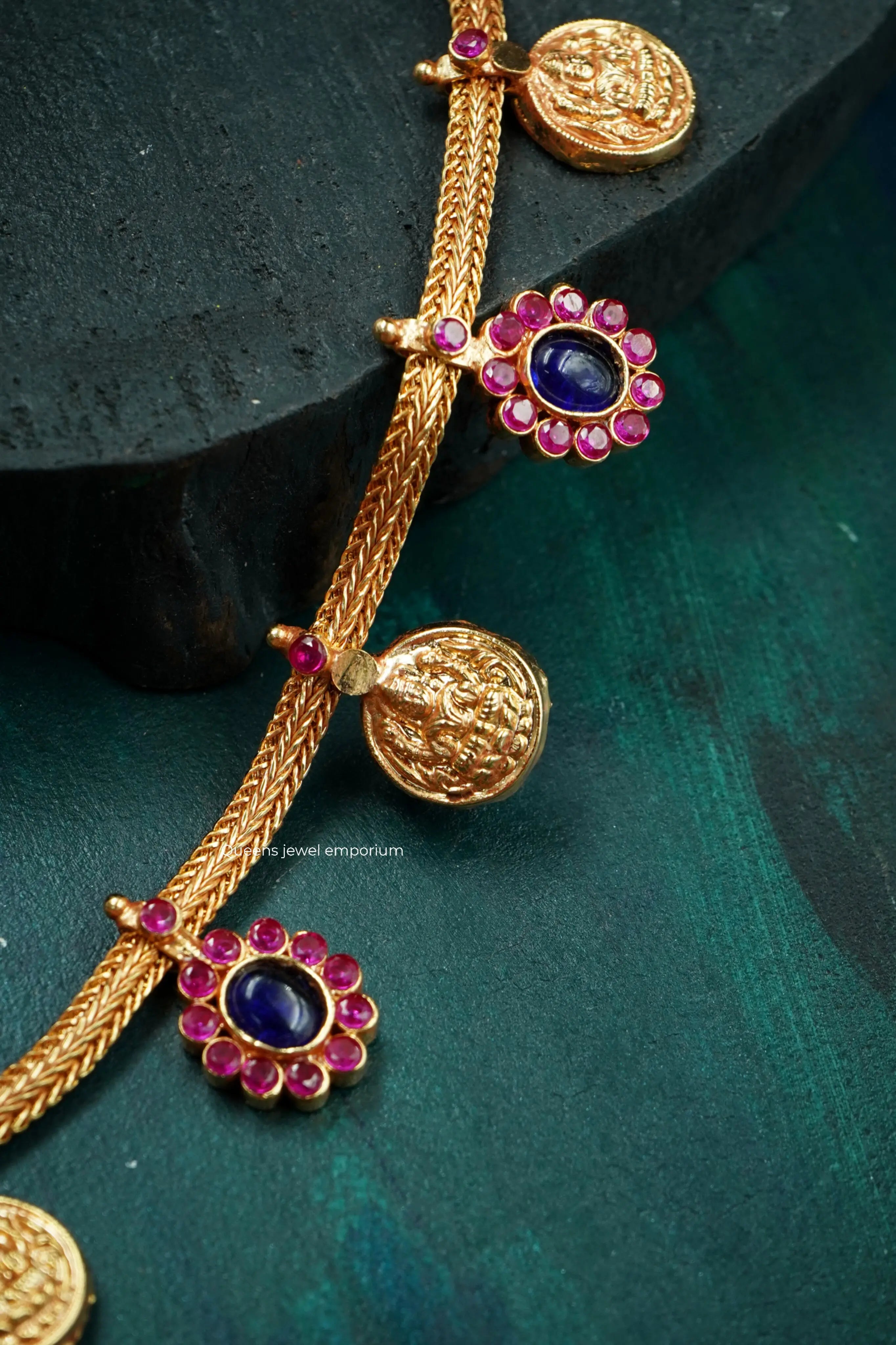 Nagas lakshmi motif haram-Zircon stone haram