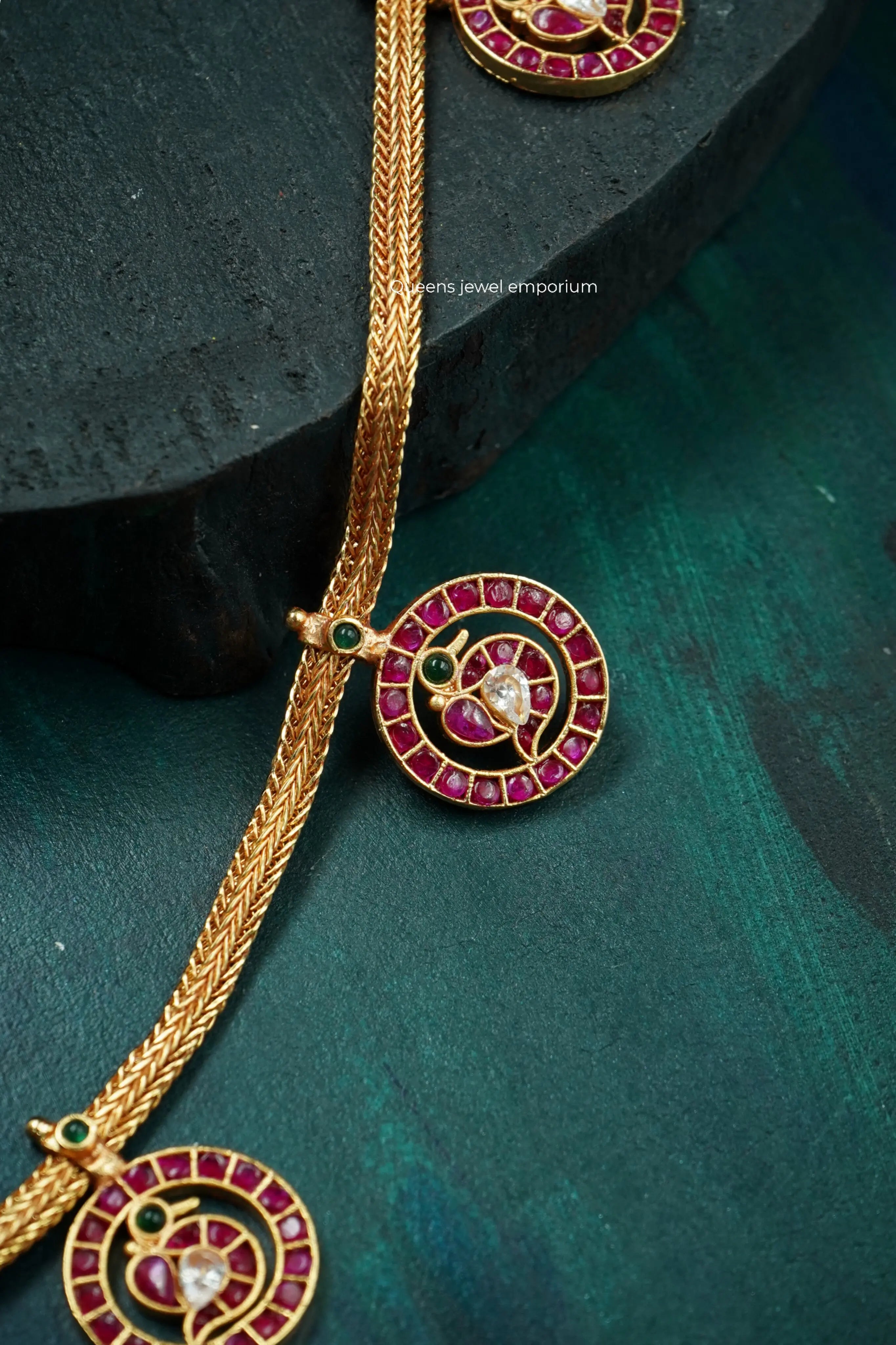 Annam motif haram-Kemp stone haram