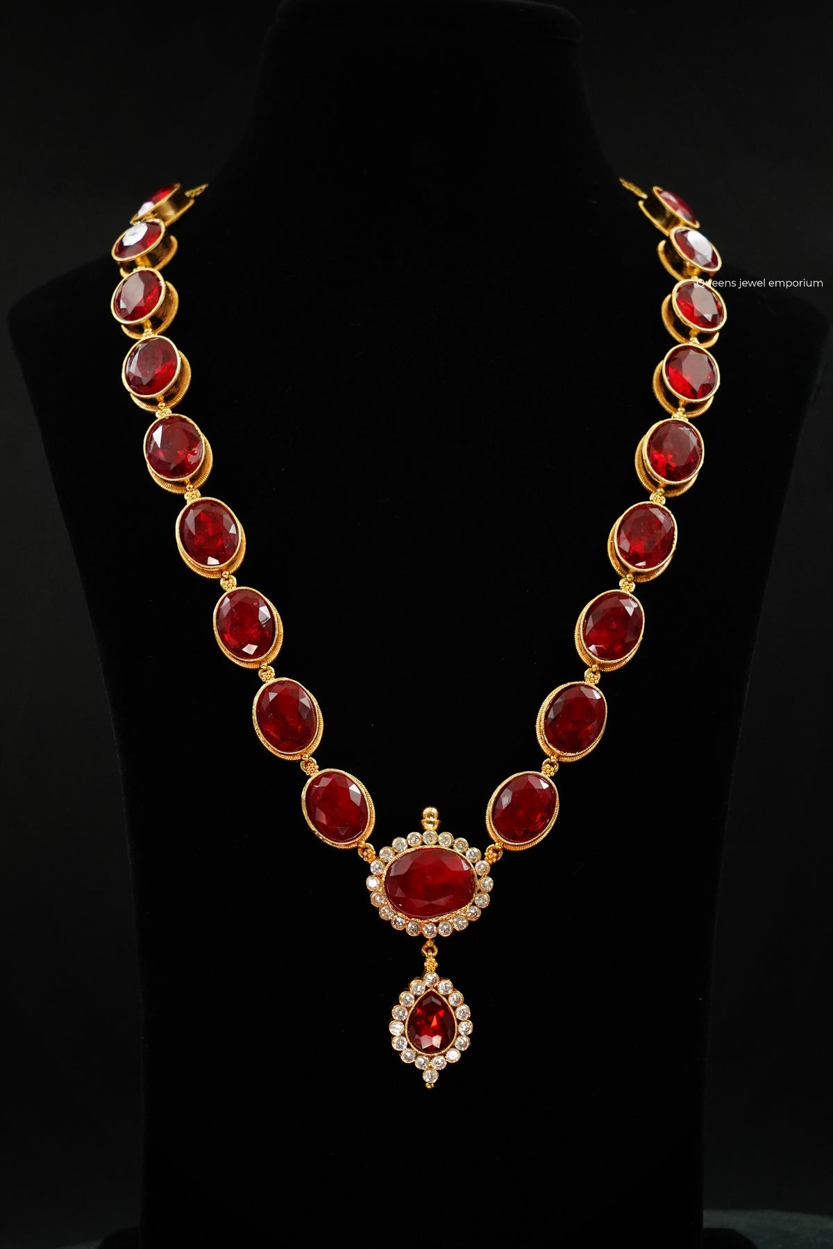 Red color stone haram-Oval stoned haram