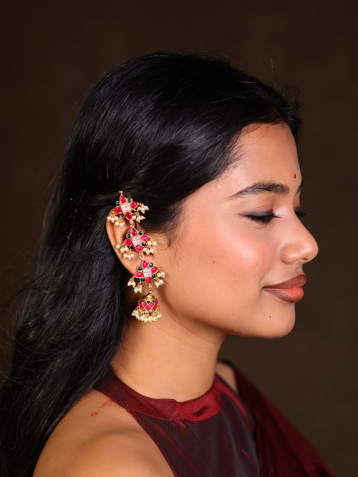 Malarvizhi Ear Set