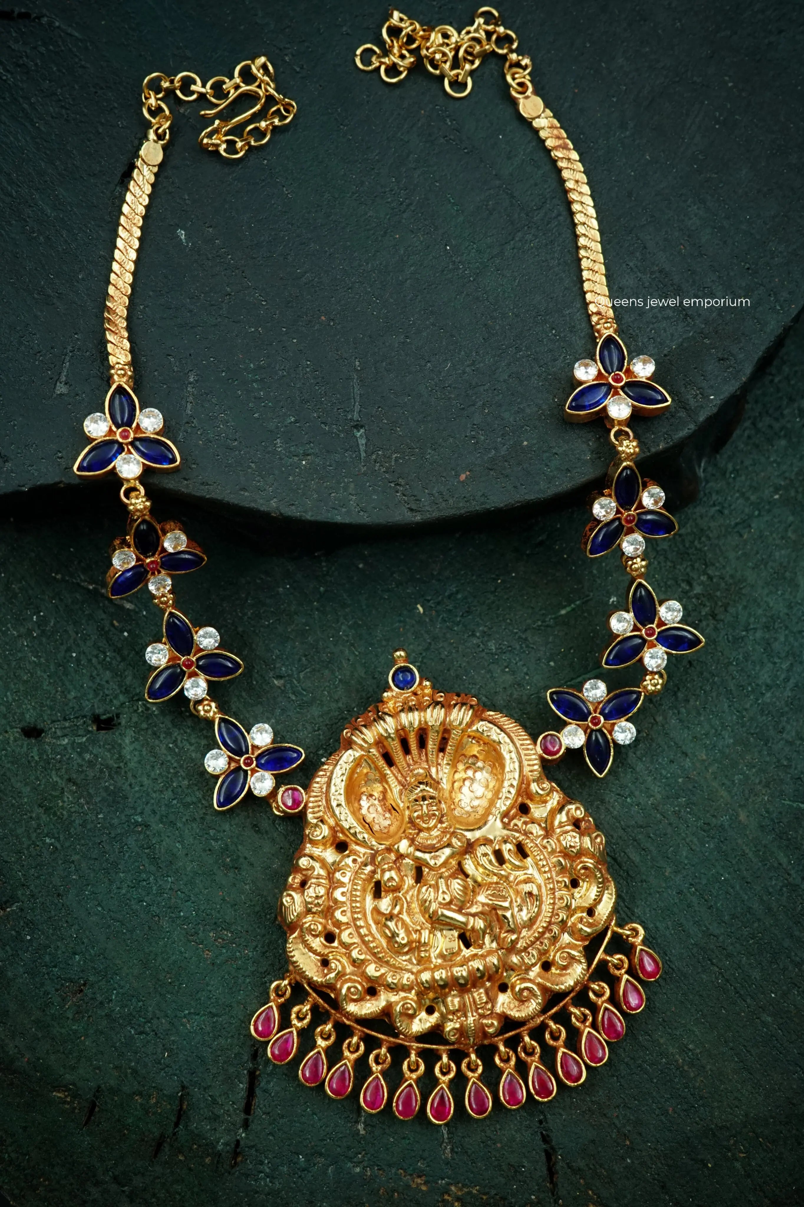 Lord krishna motif pendant-Temple inspired designs haram