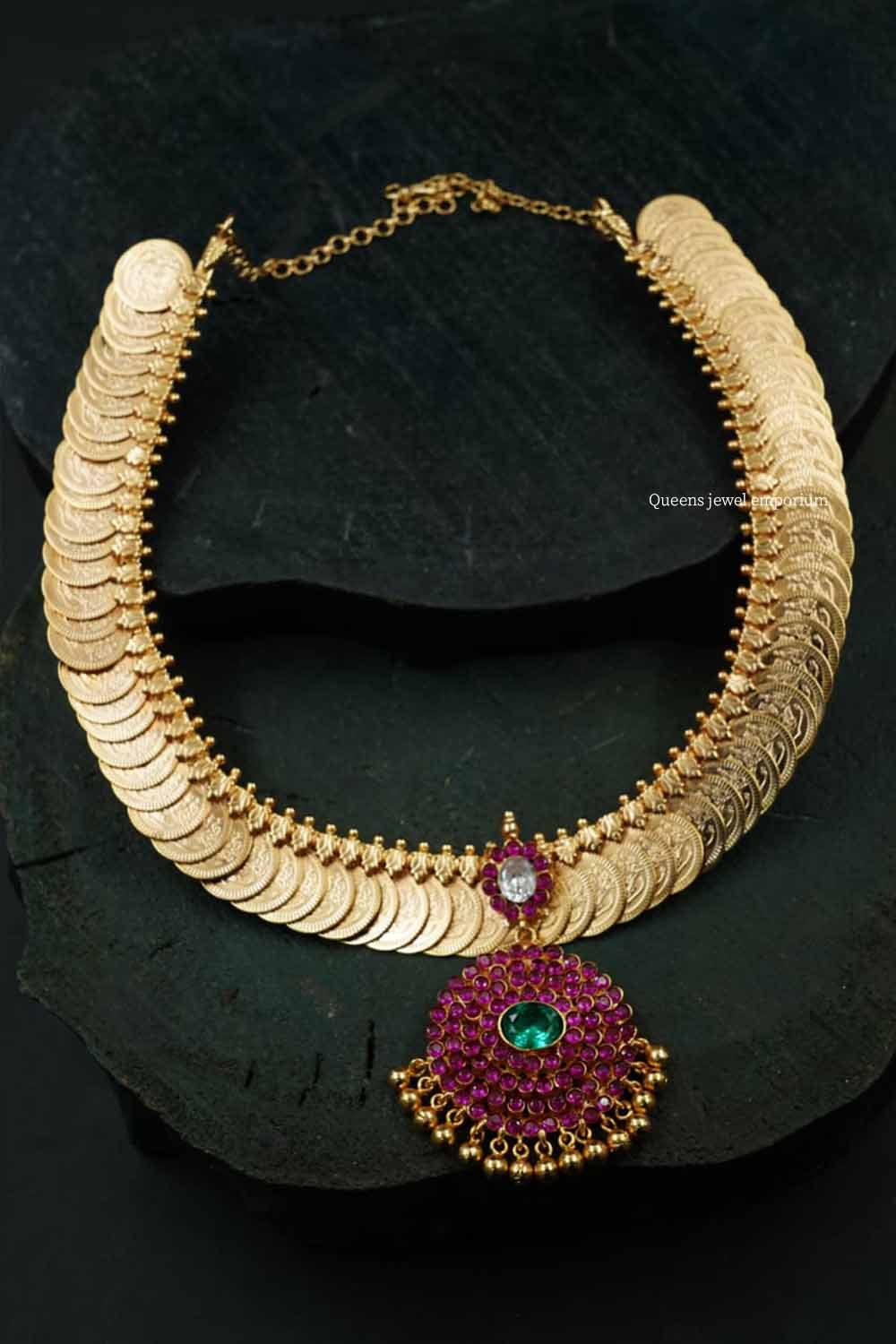 Traditional kerala kasumala-Elegant kasumal with pendant
