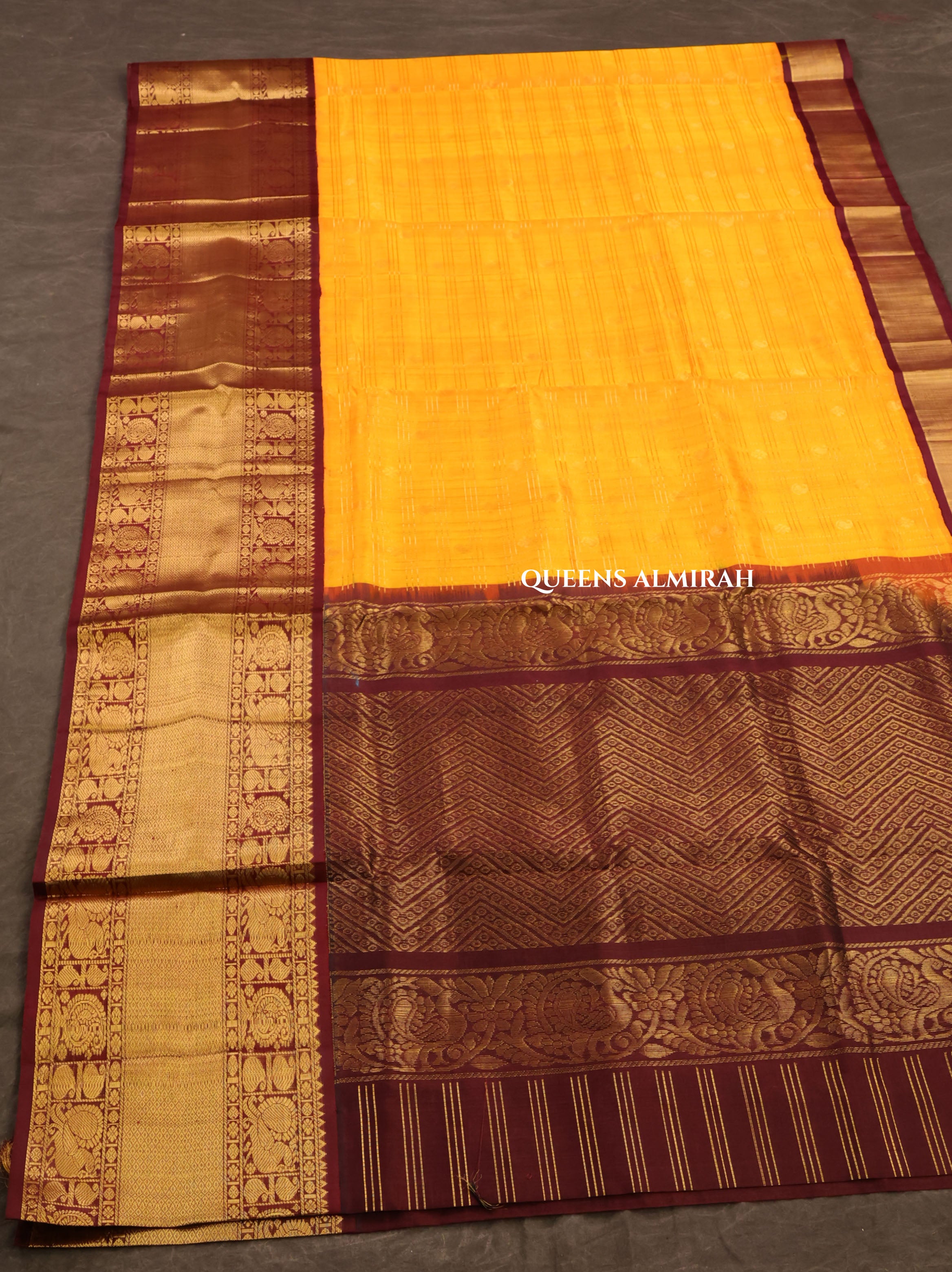 Grand pallu traditional finish