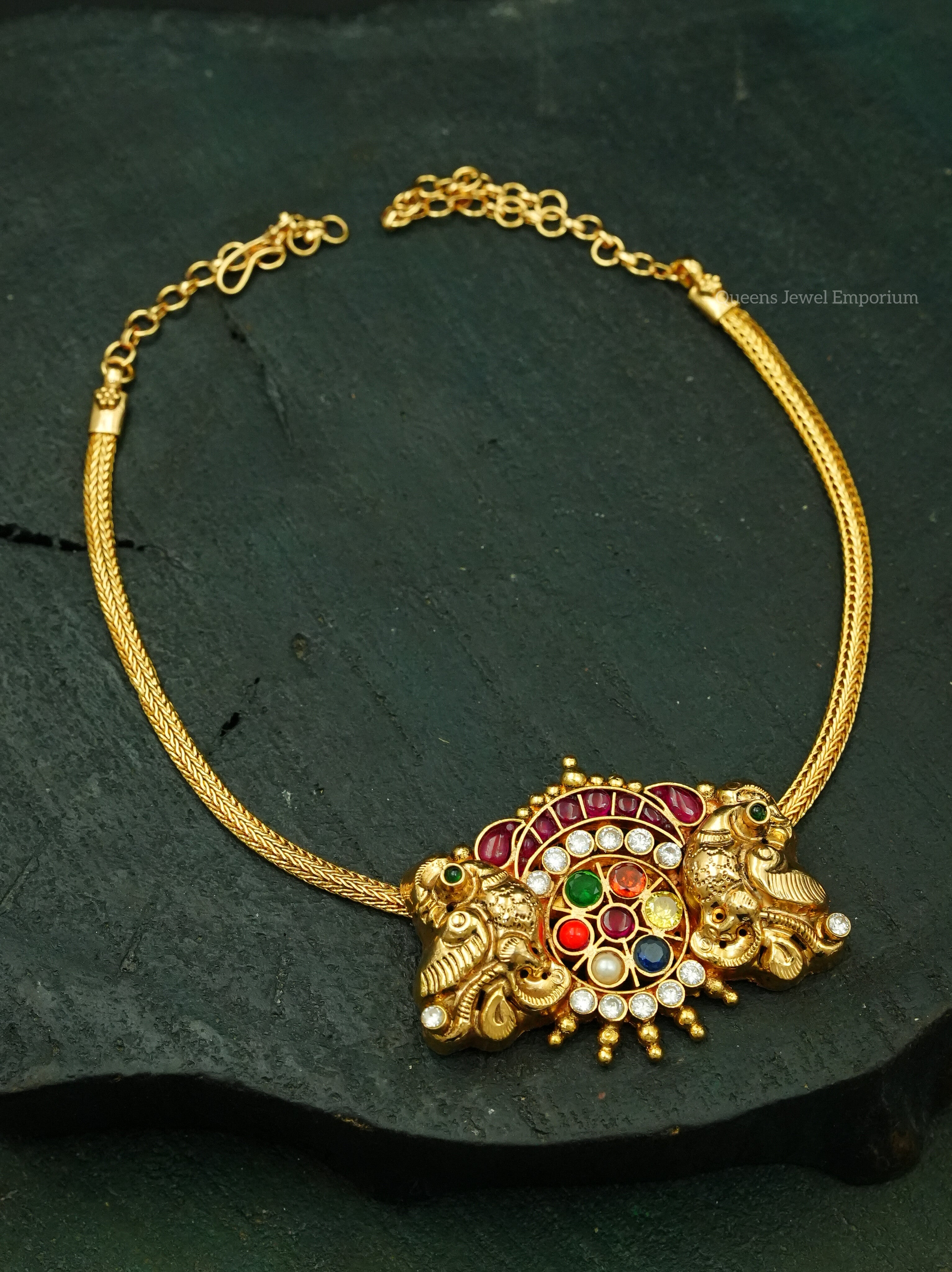 Nagas kizhi choker-Gemstone choker with nagas finish