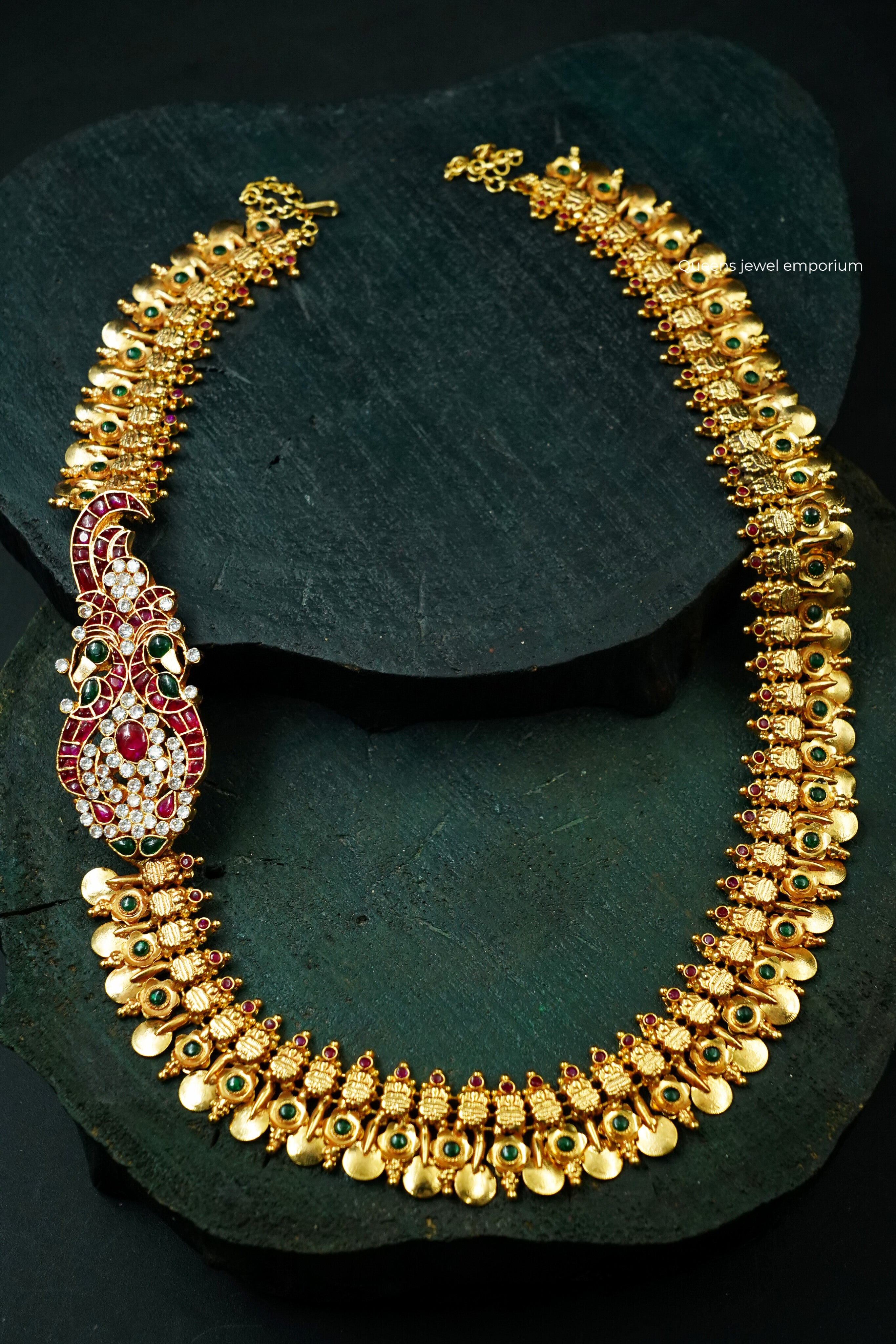 Nagas haram with stone mugappu-Haram for bridal wear