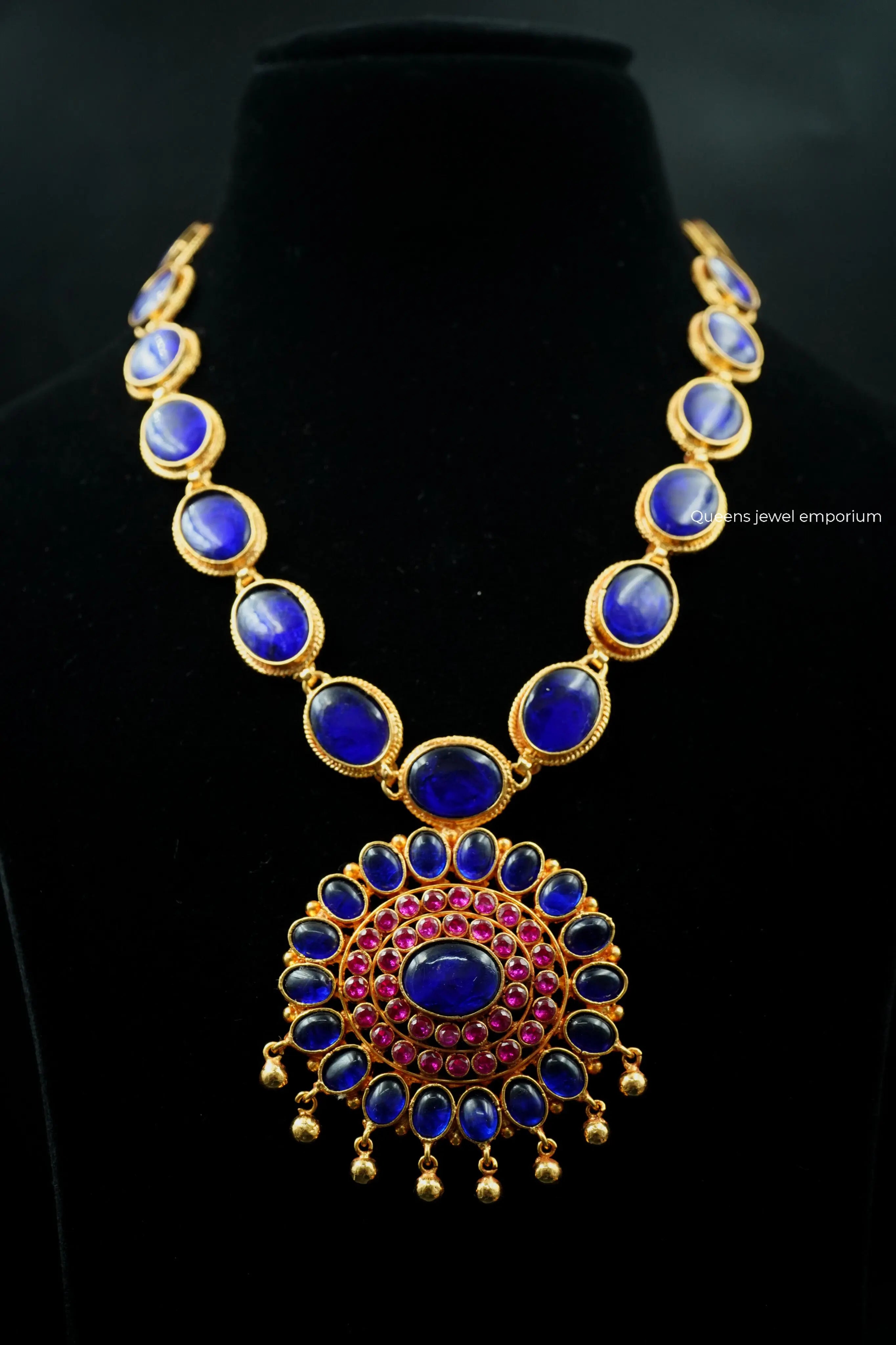 Haram with flower design pendant-Blue color kemp stone