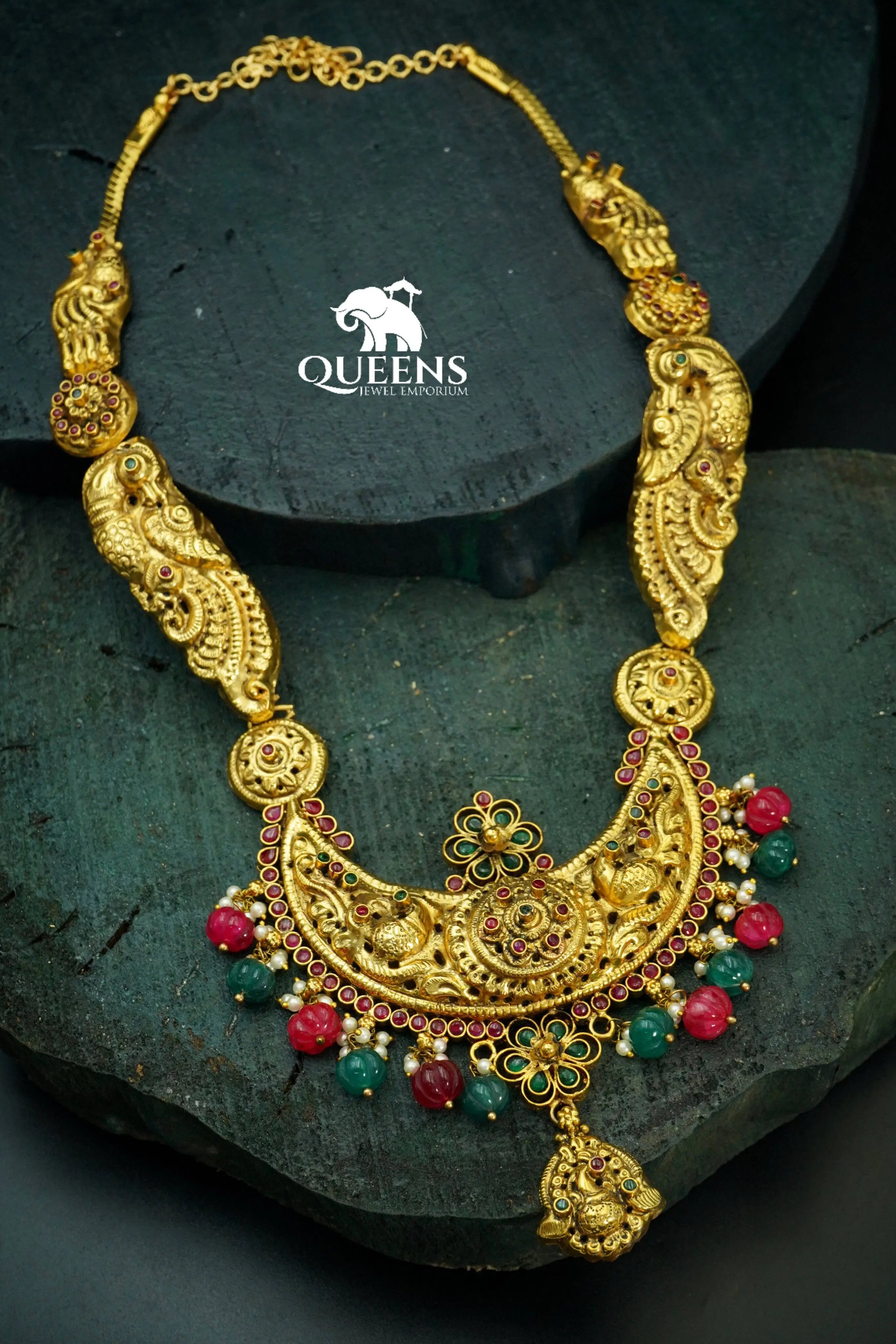 Haram for festivals-Grand nagas pendant with beads hangings