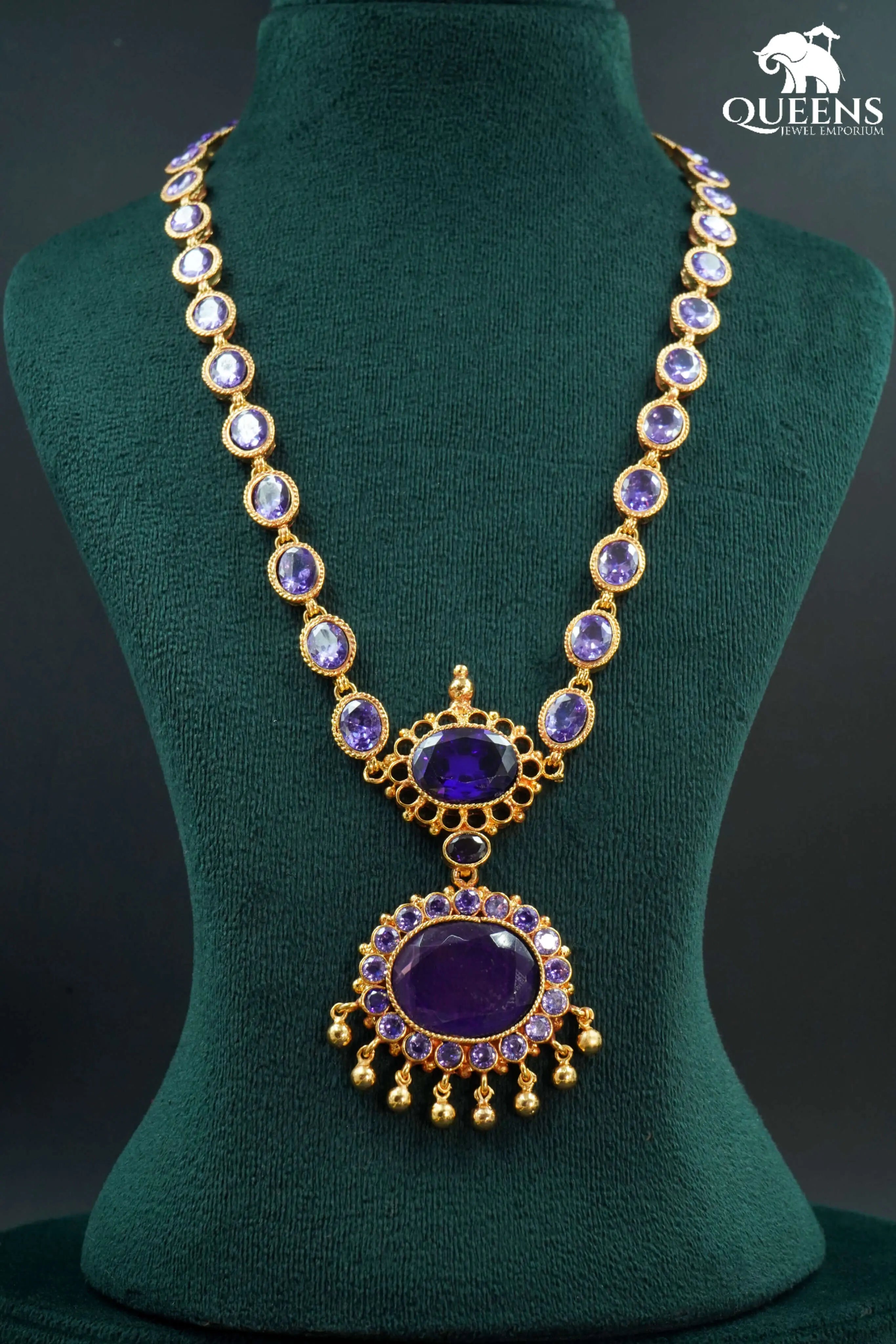 Oval shaped pendant-Haram with amethyst stone pendant