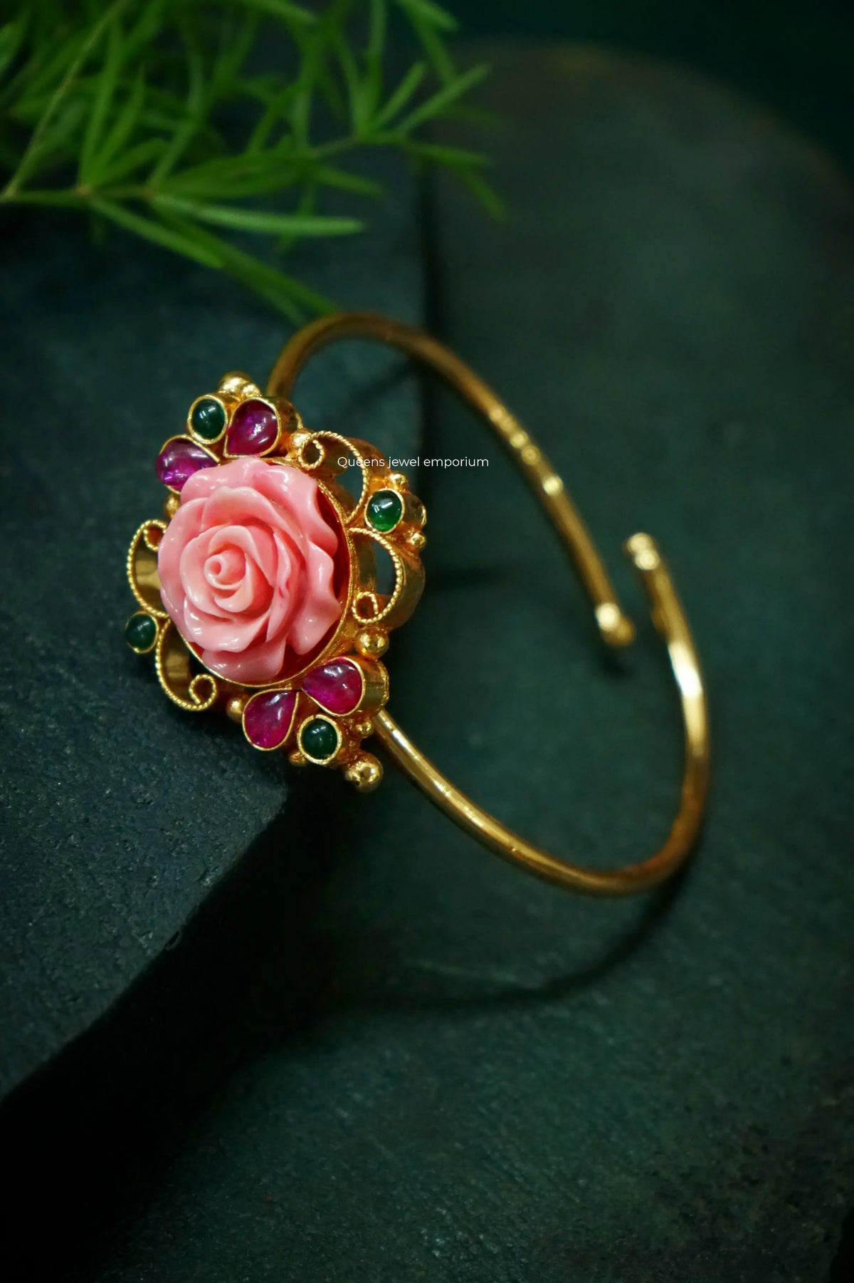 Designer coral stone kada-Green kemp stone kada