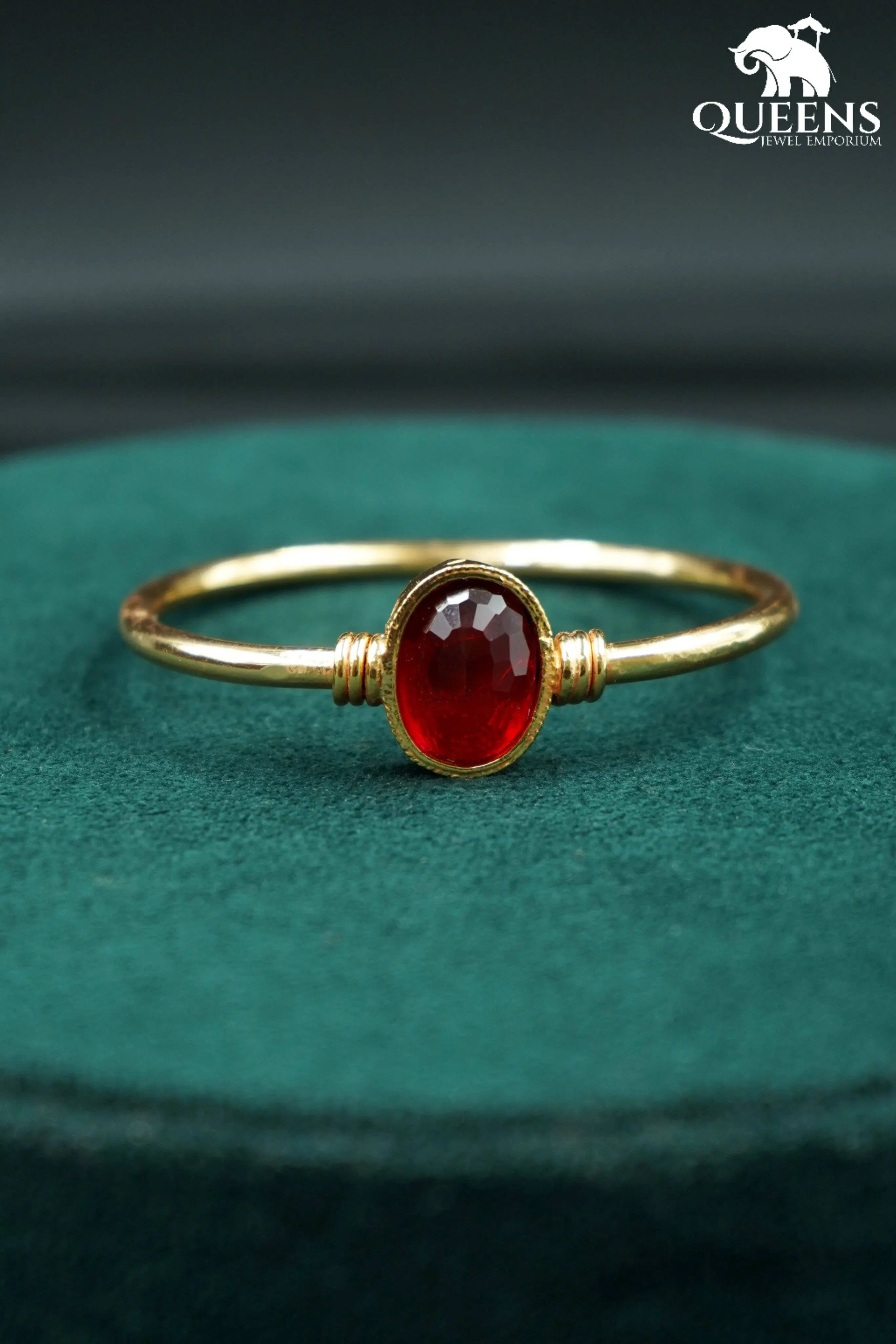 Elegant single stone kada-Oval red zircon stone