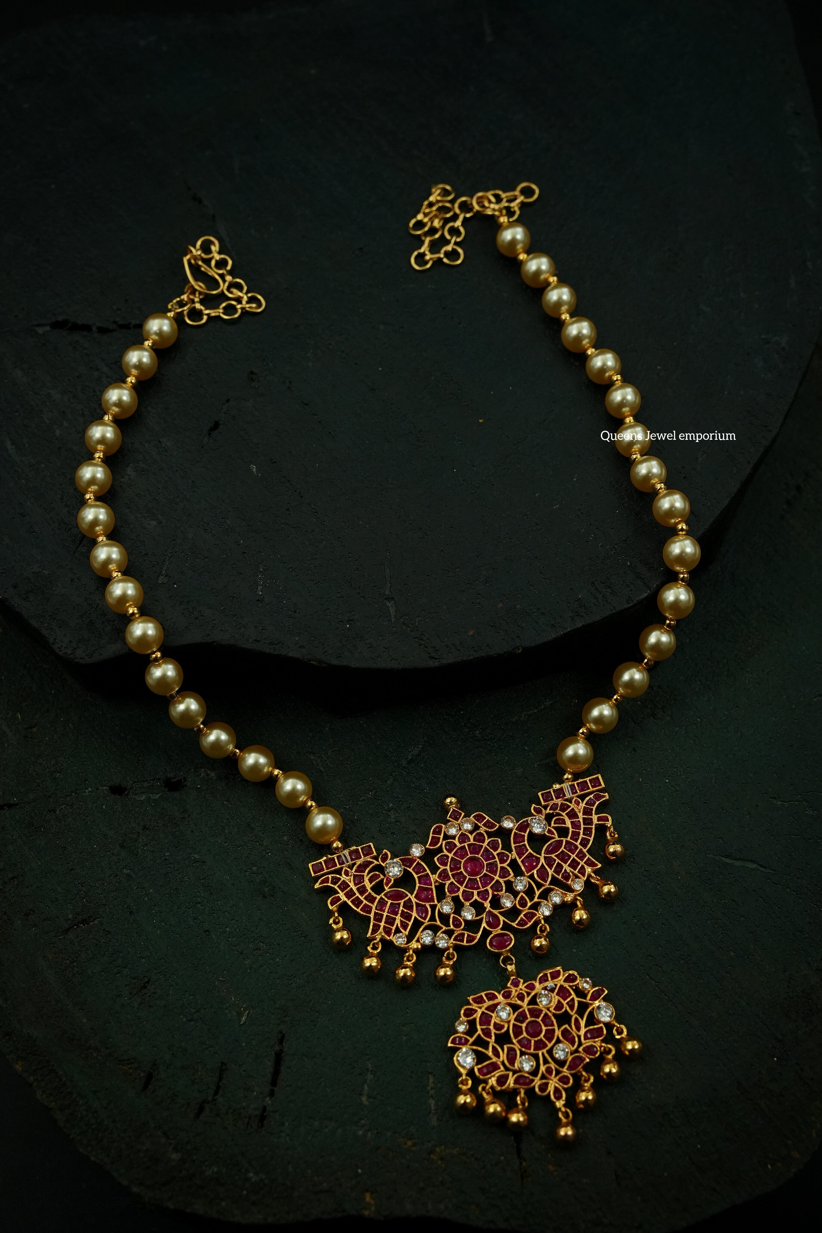 Peacock motif jewellery-Jewellery for functions