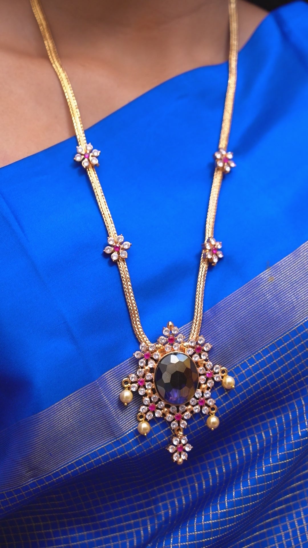 Pushpa Varna