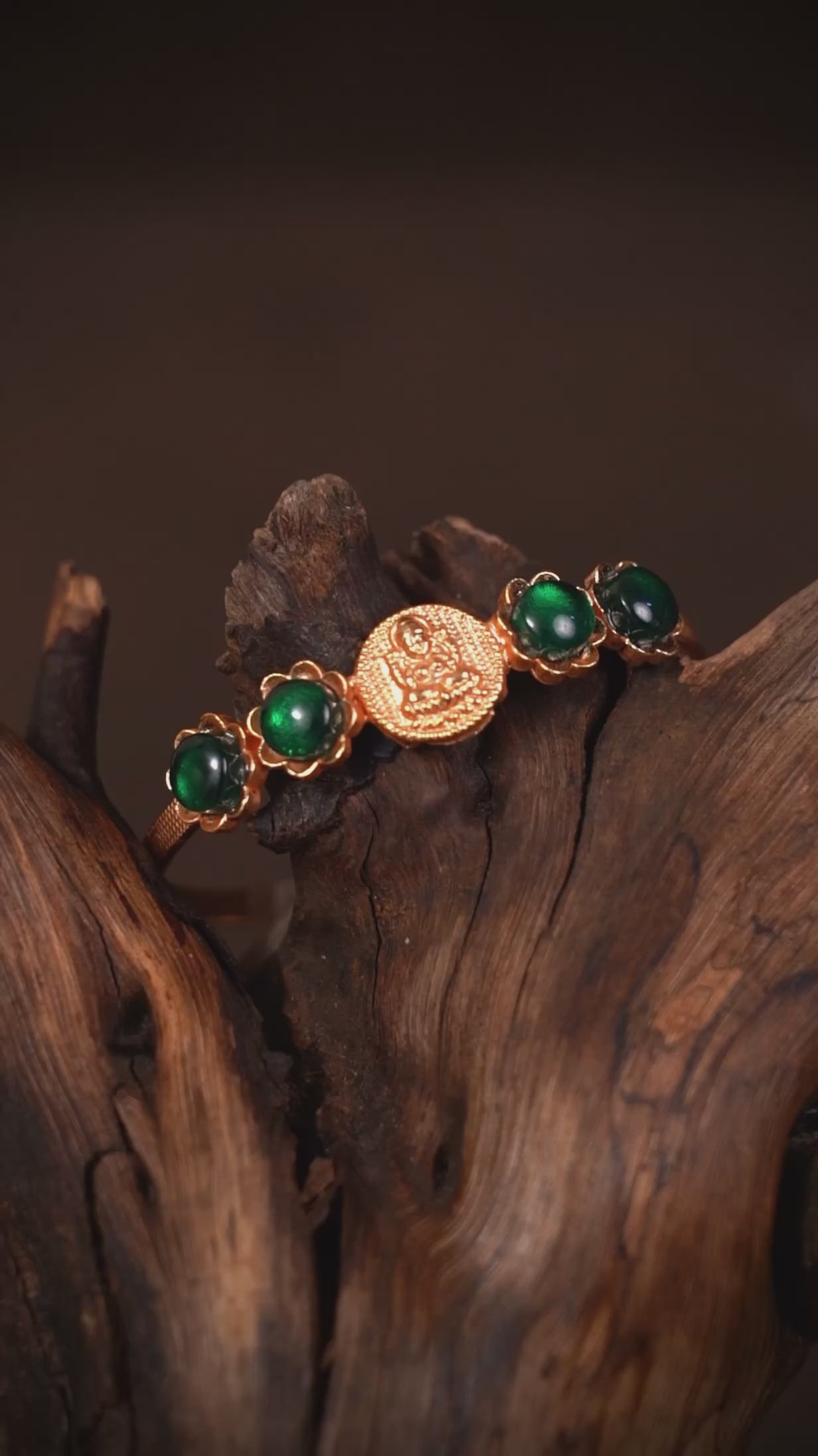 Devashree Floral Kada