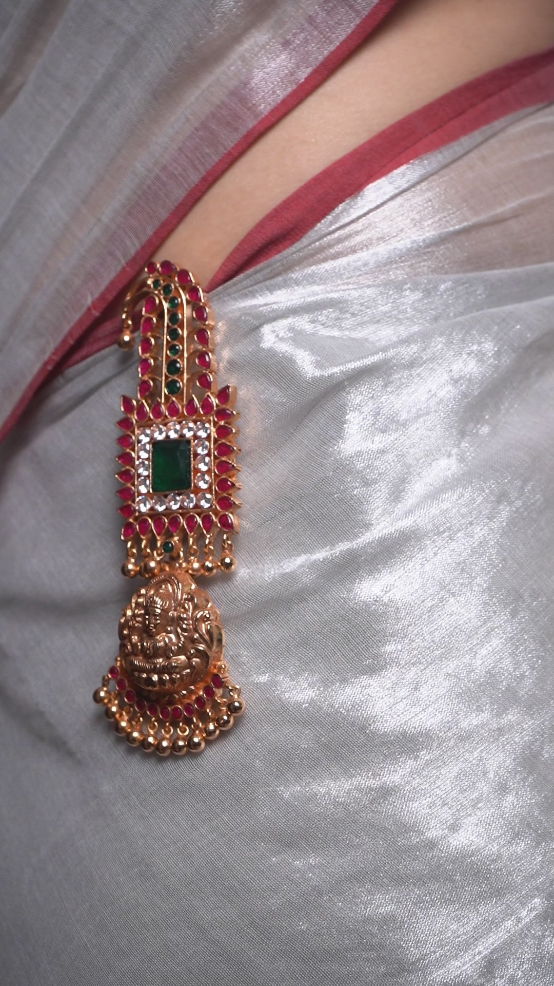 KAYADU KEY CHAIN CUM PENDANT
