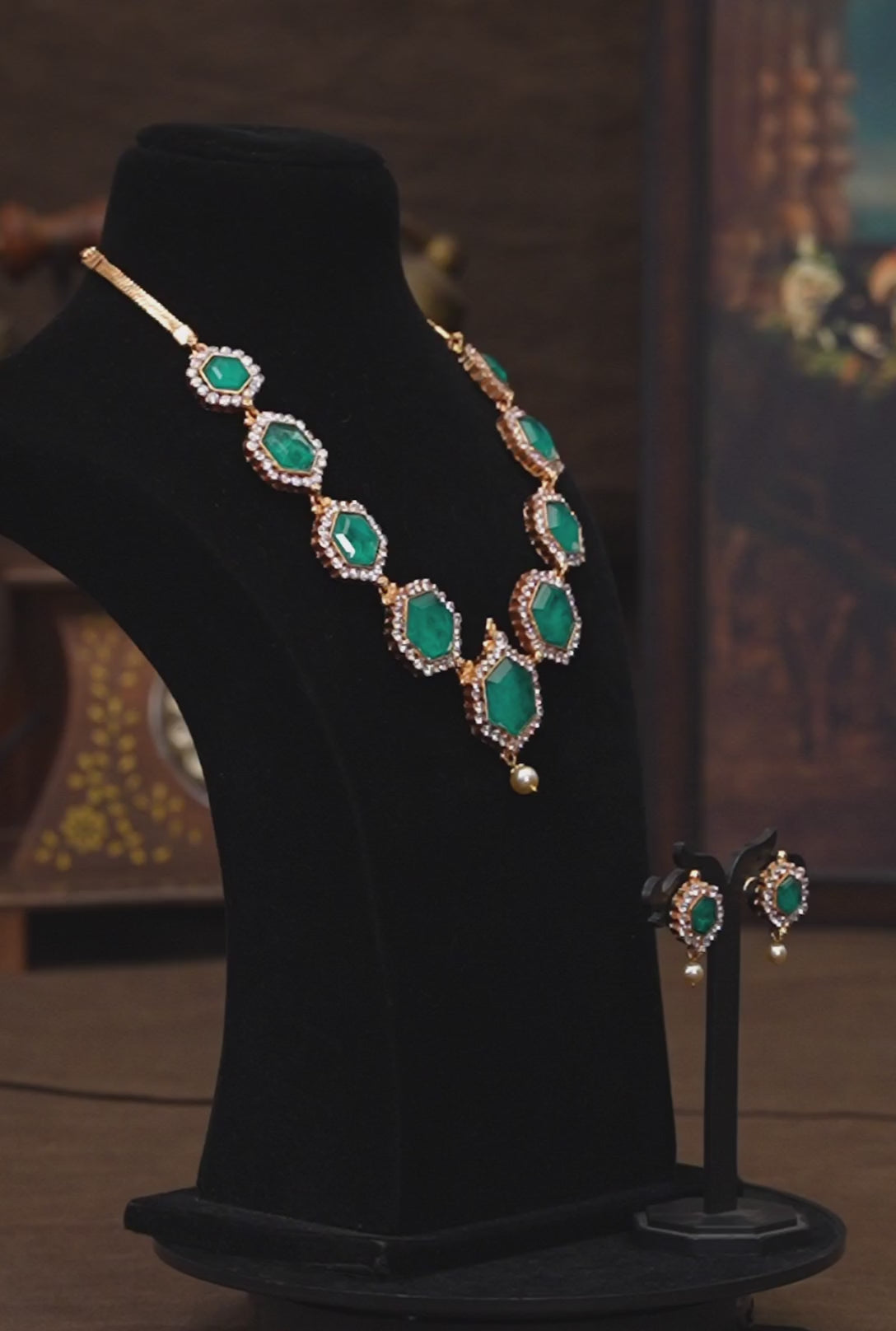 Raja Aabharana Necklace - Green