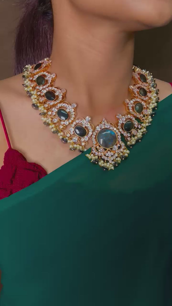 THARIKAA NECKLACE