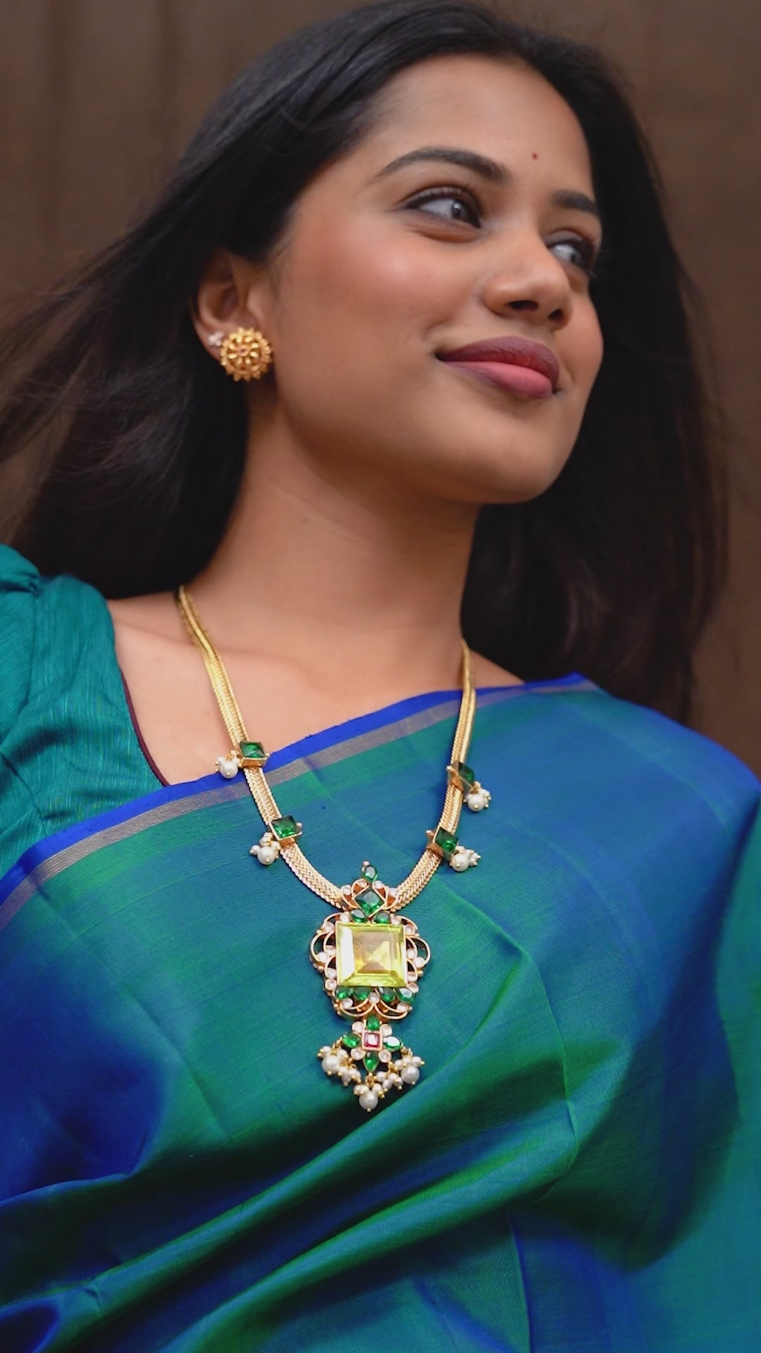 Manika Varna Necklace