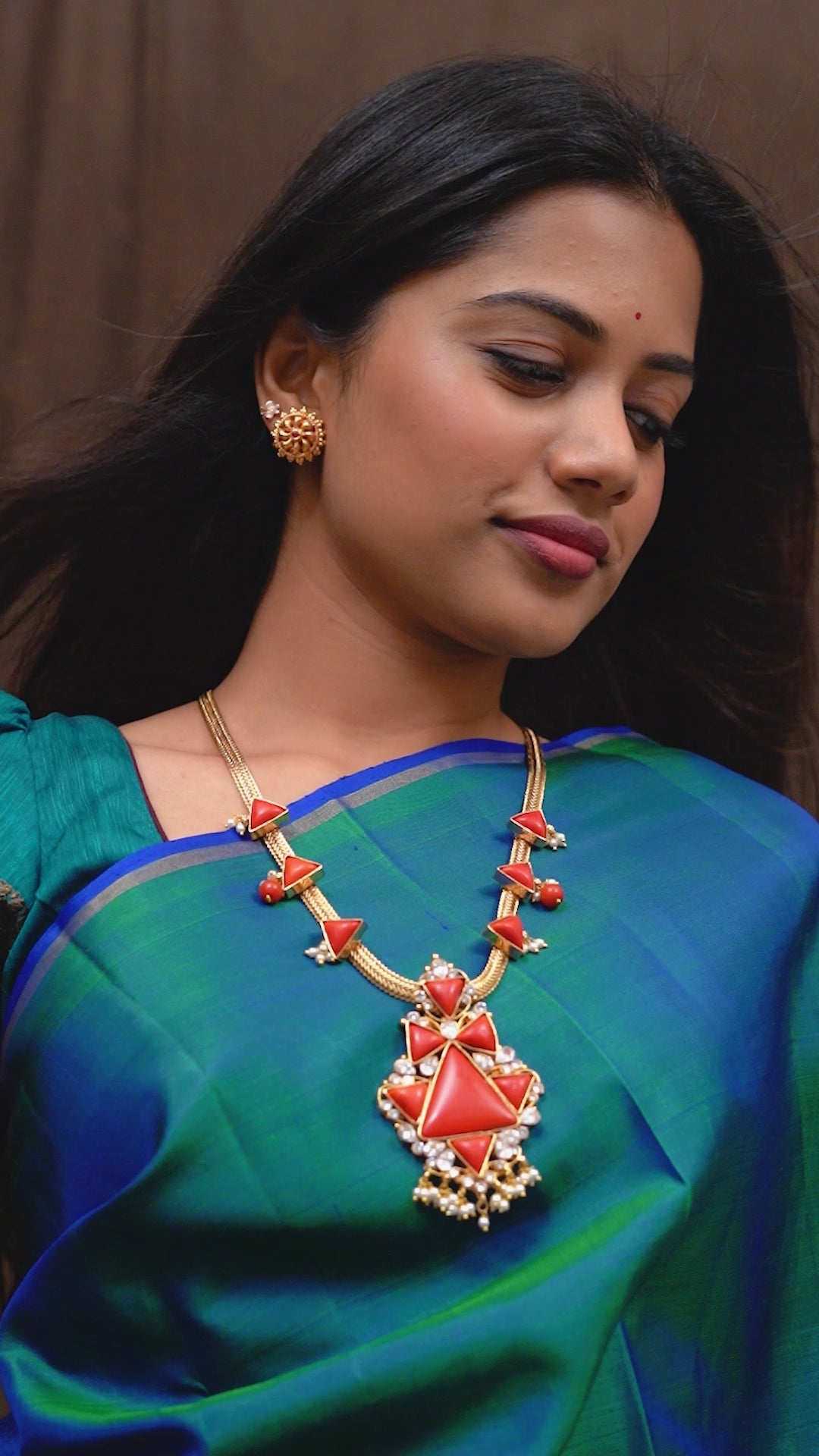 Kumkuma Varna Necklace