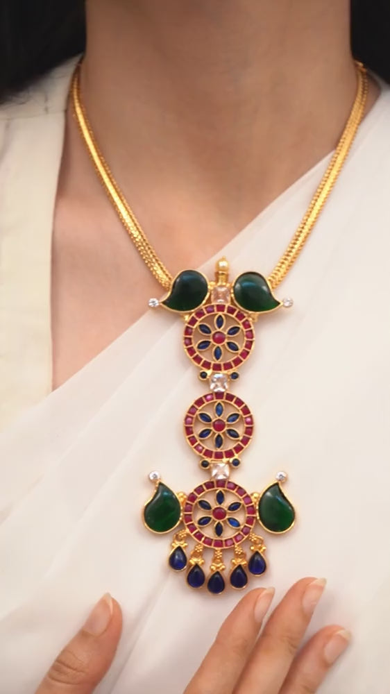 MADHAVI KEMP NECKLACE