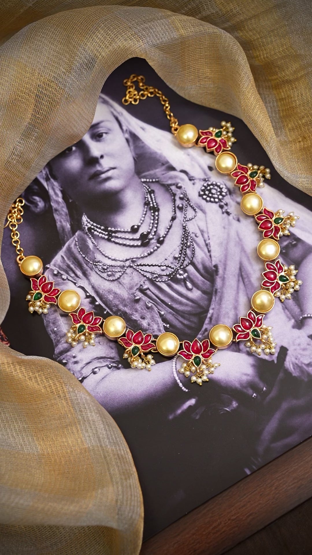 Devarani Pearl Necklace